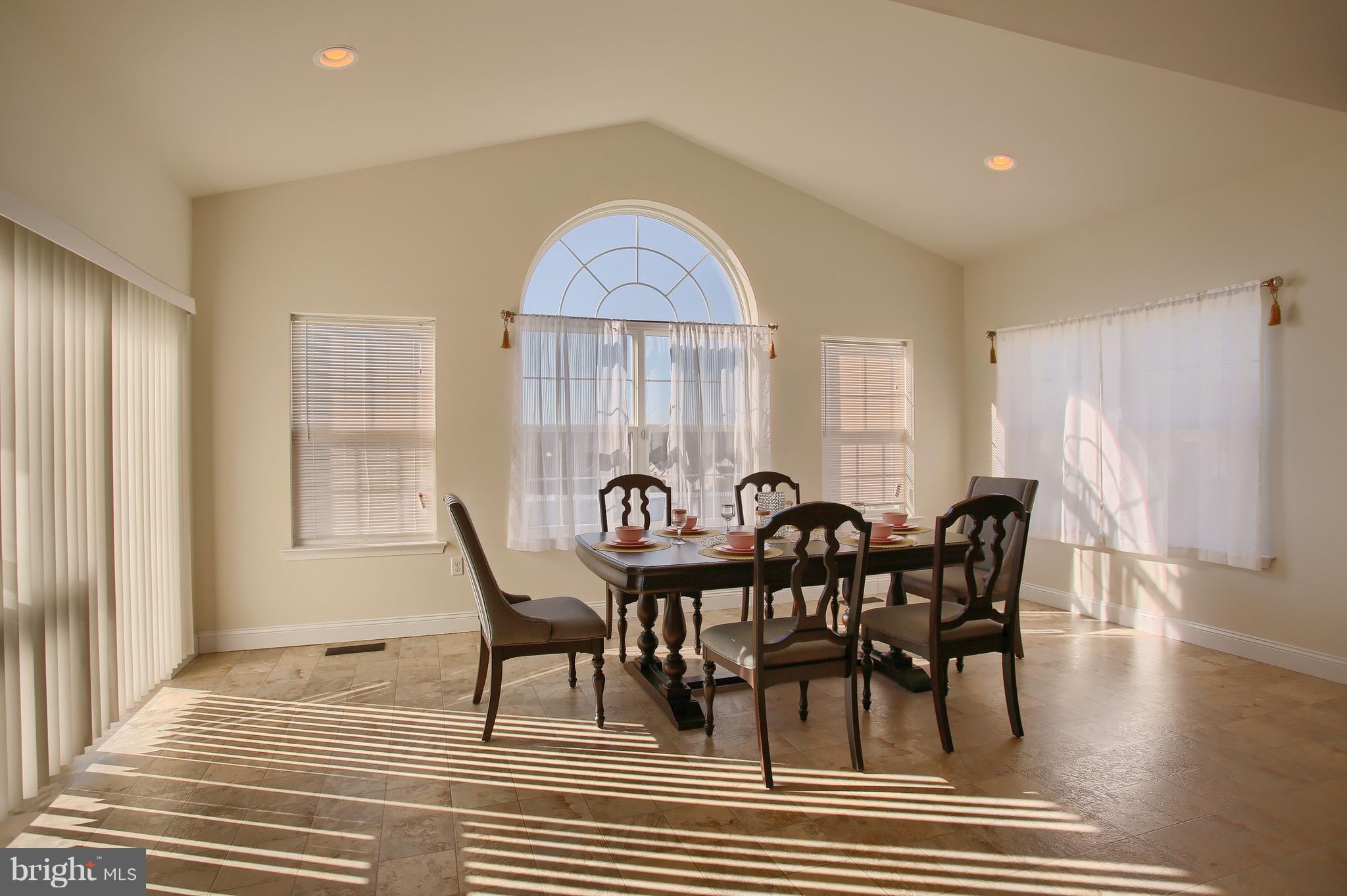HIGH MEADOW ESTATES - Residential