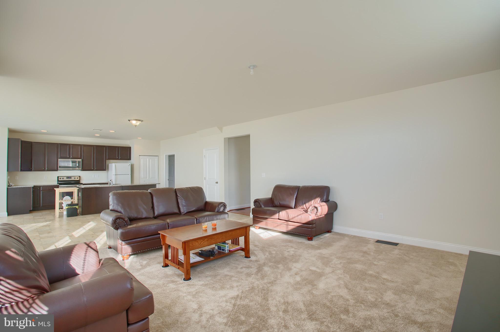 HIGH MEADOW ESTATES - Residential