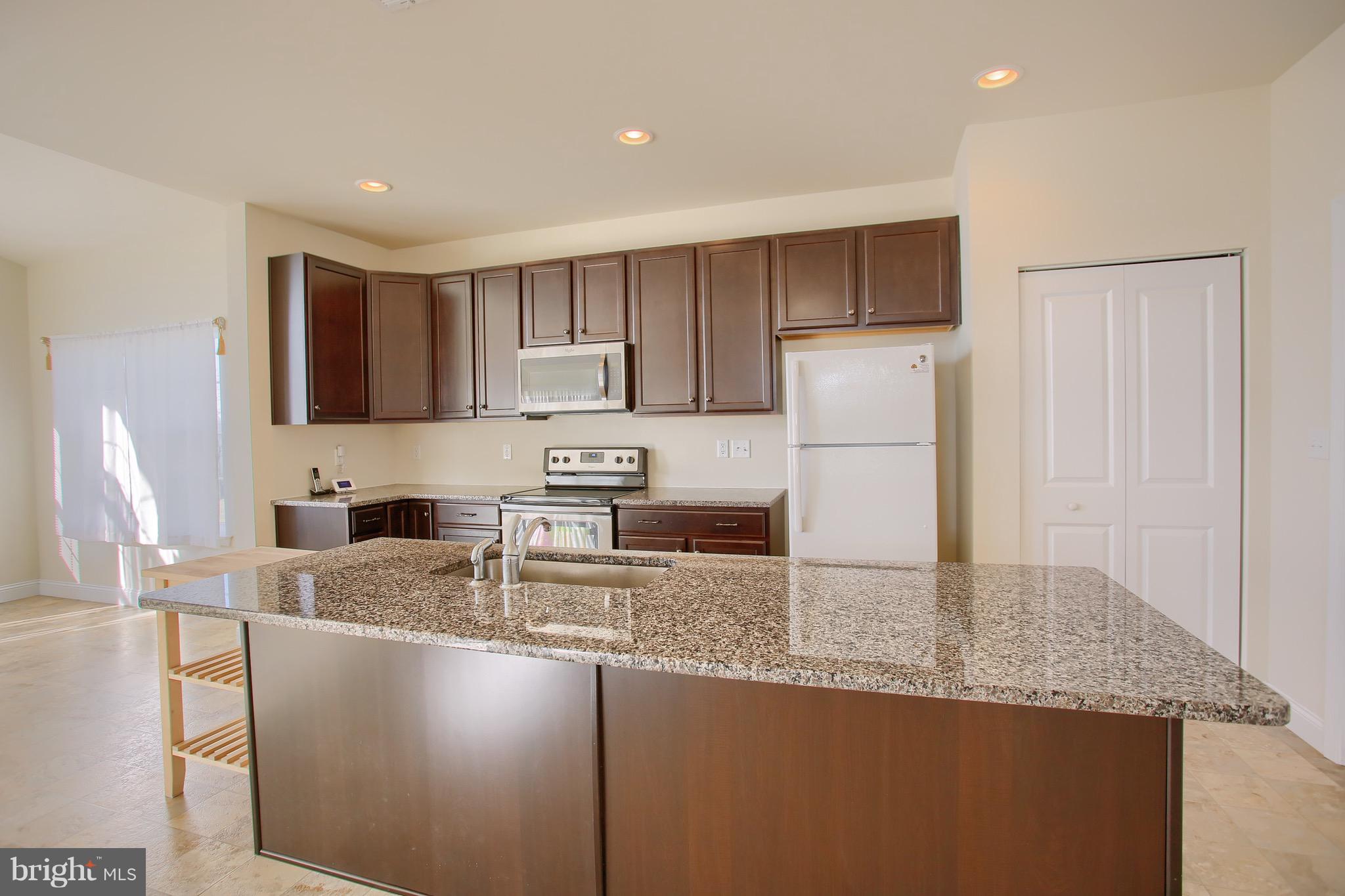 HIGH MEADOW ESTATES - Residential