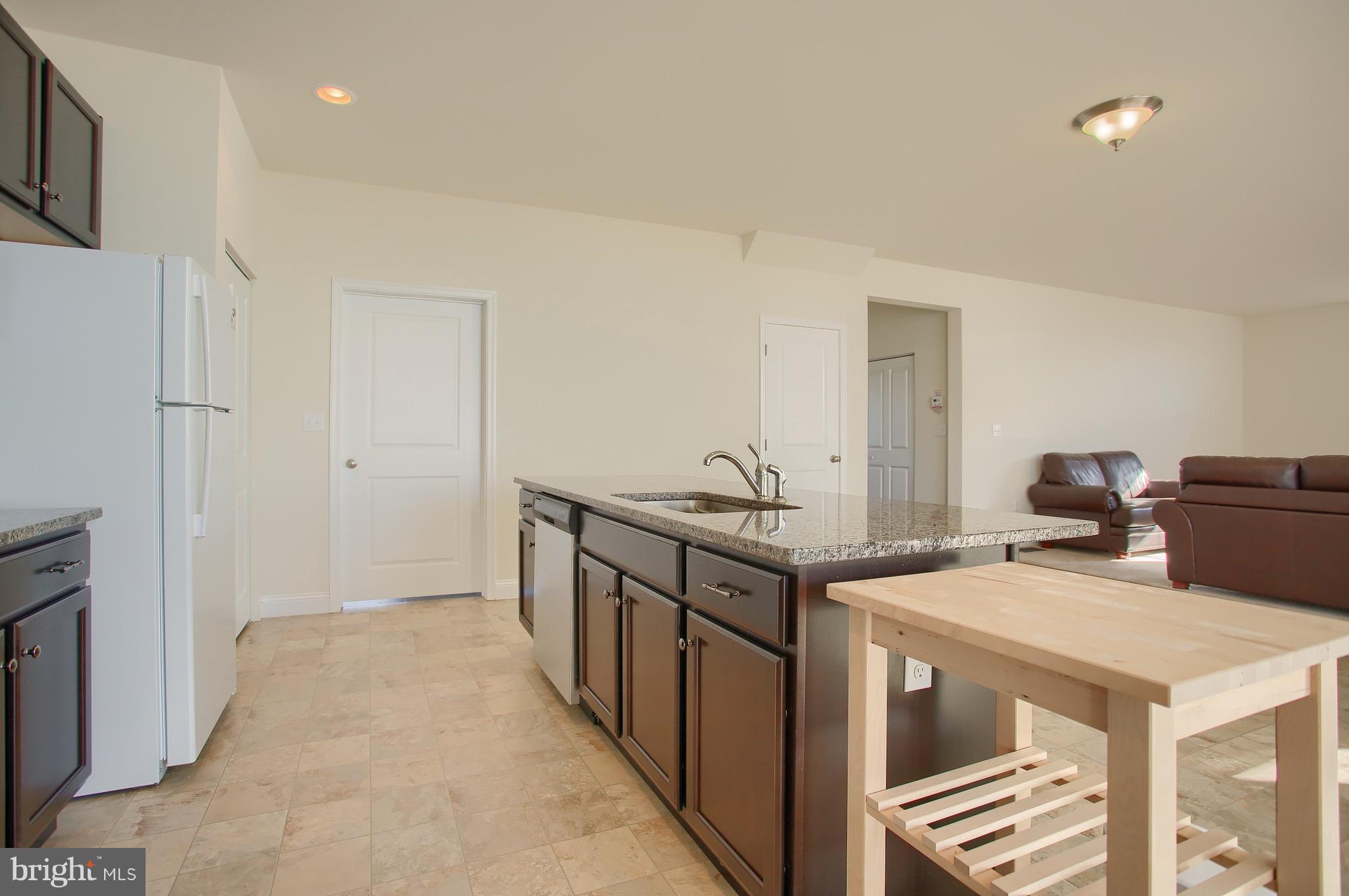 HIGH MEADOW ESTATES - Residential