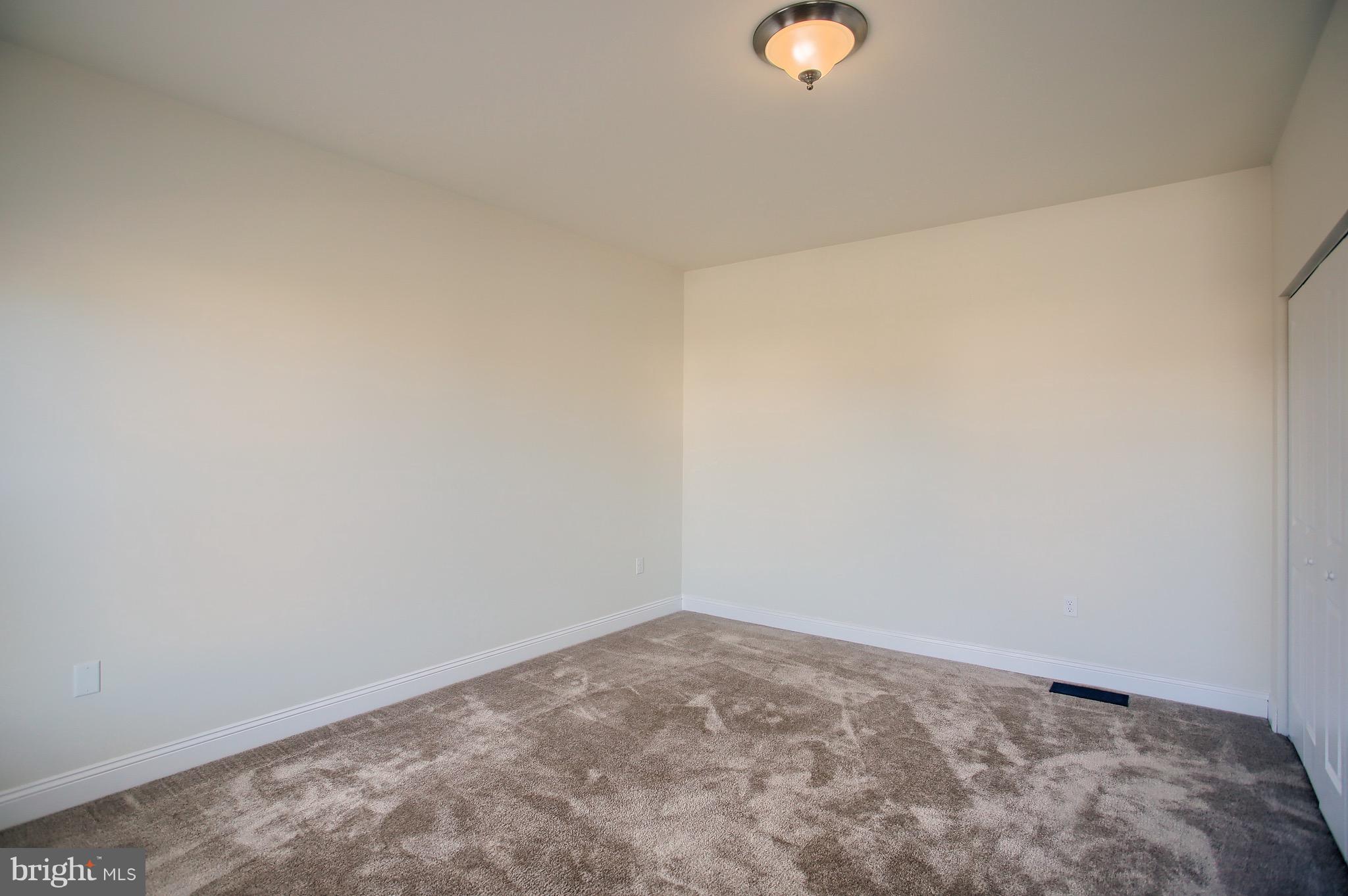 HIGH MEADOW ESTATES - Residential