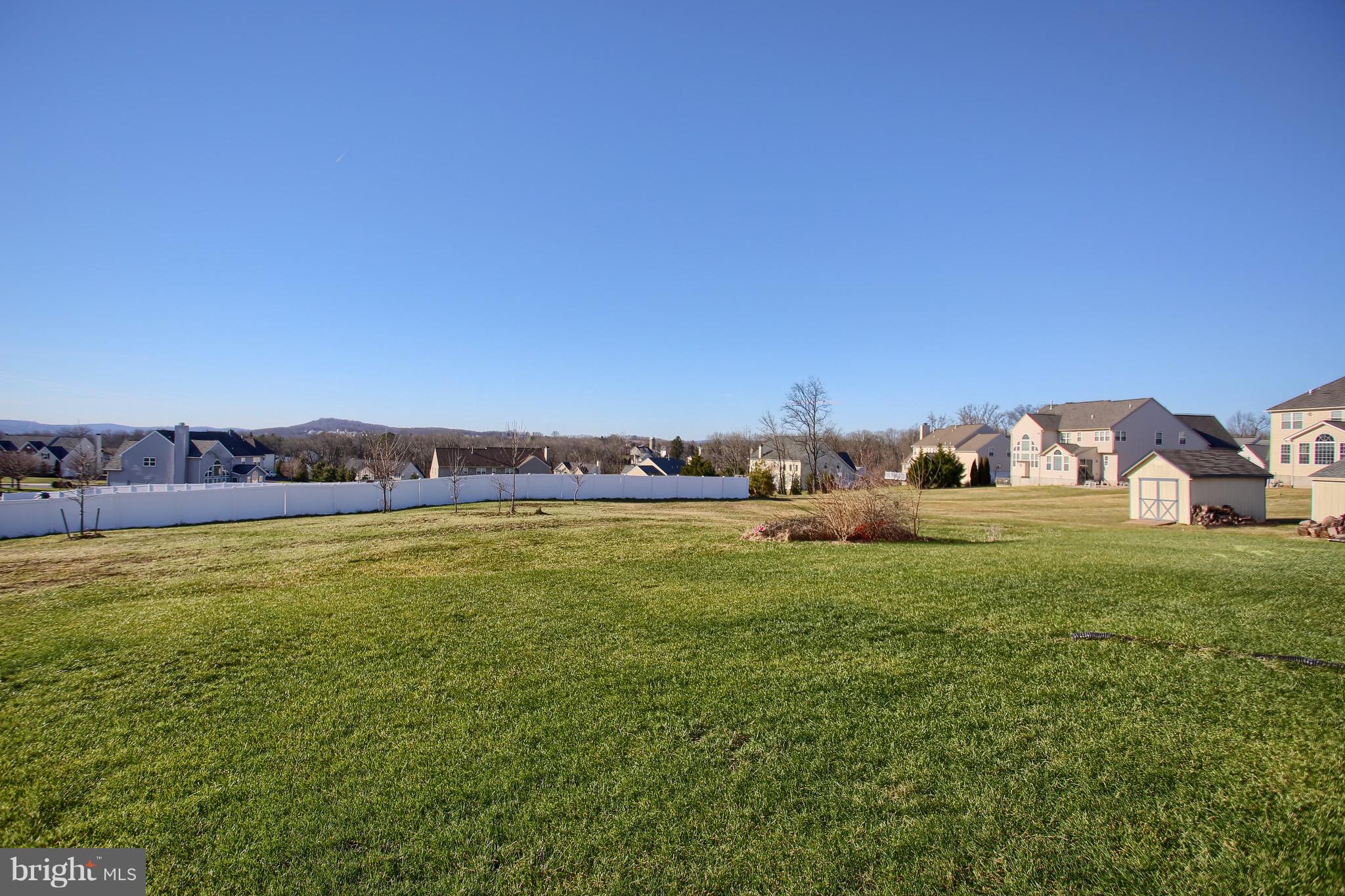 HIGH MEADOW ESTATES - Residential
