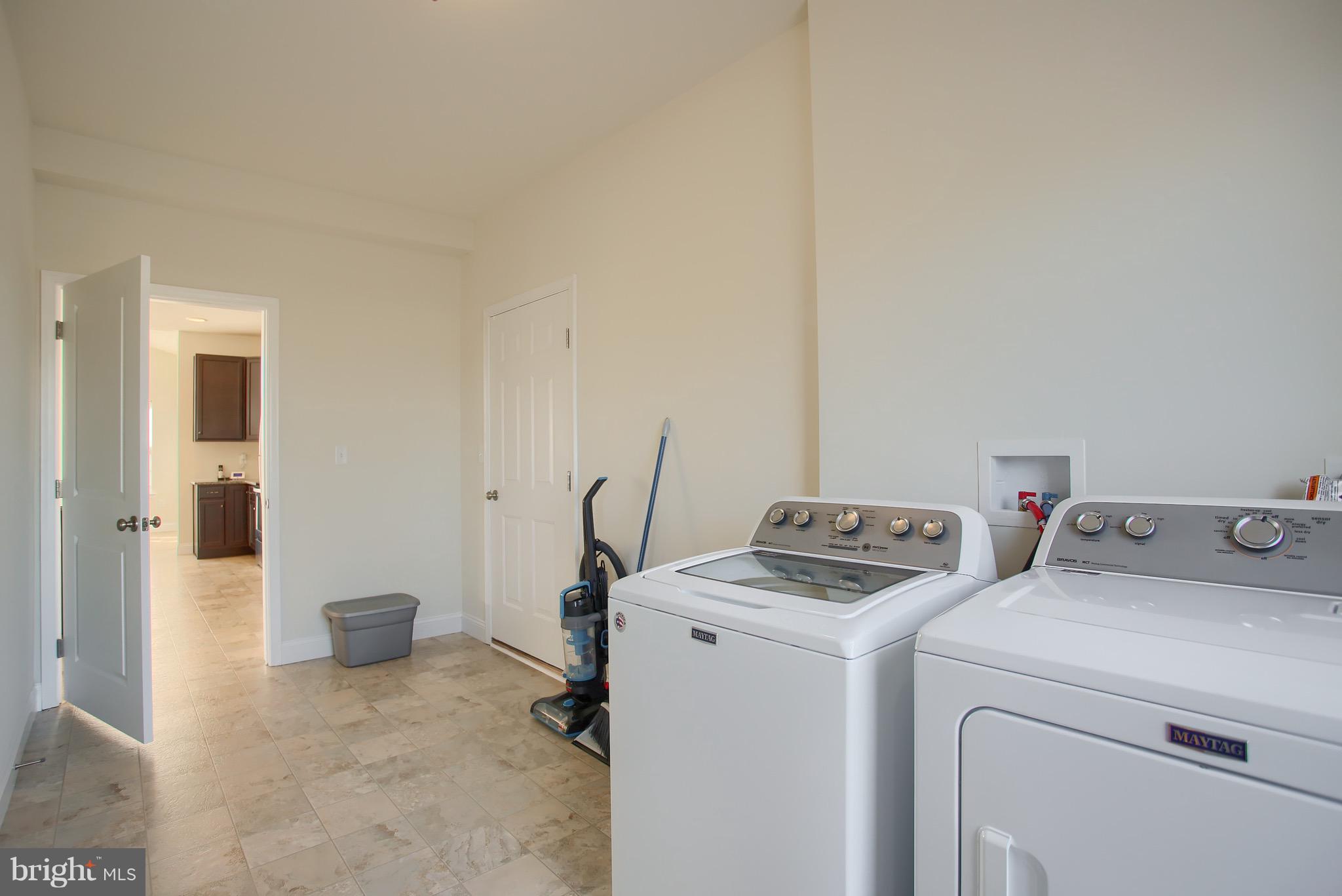 HIGH MEADOW ESTATES - Residential