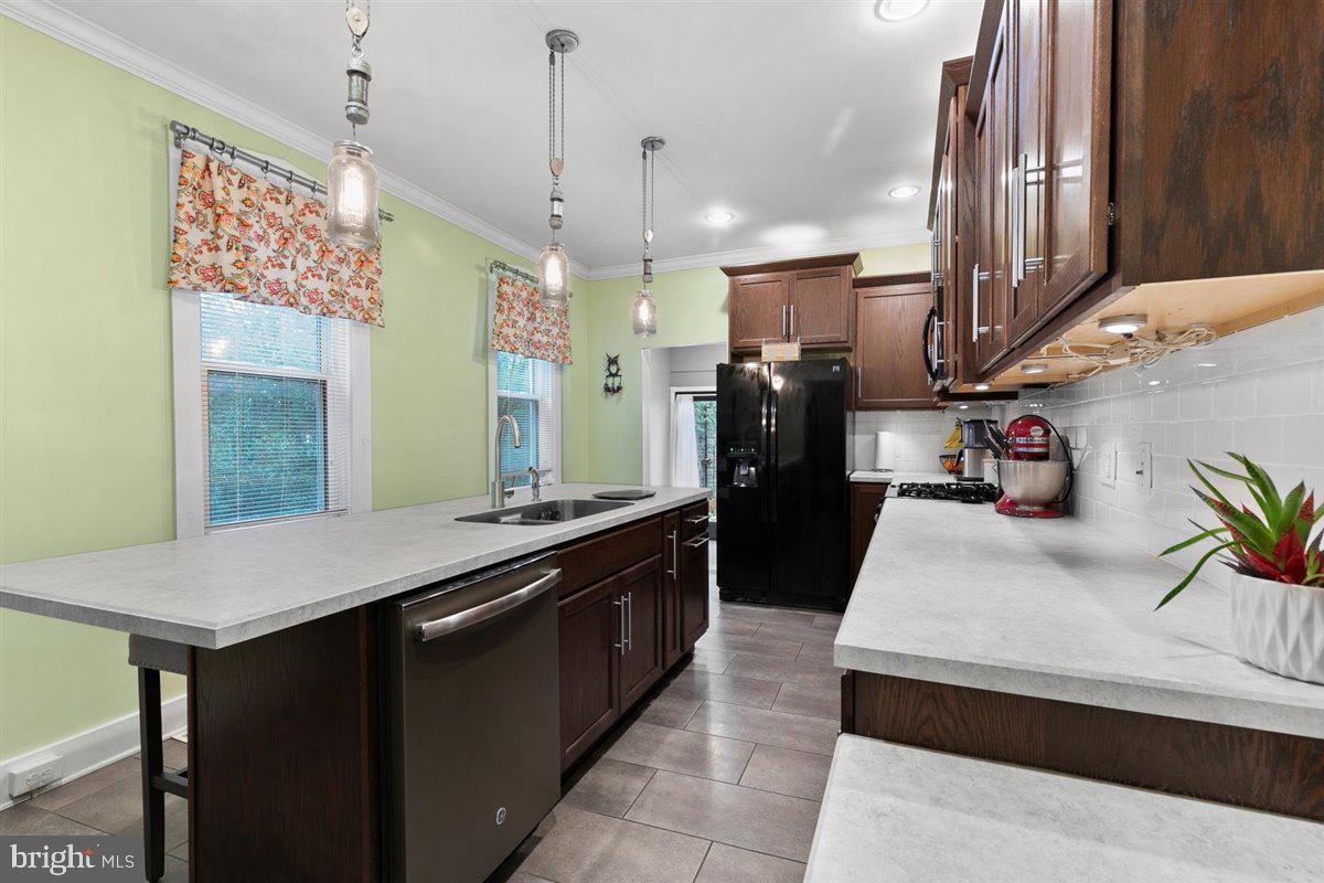 LANCASTER - Residential