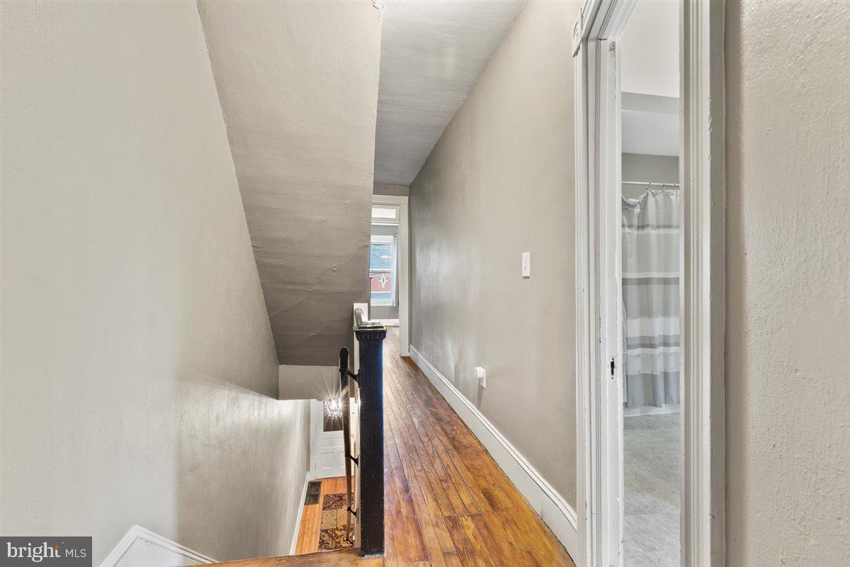 LANCASTER - Residential