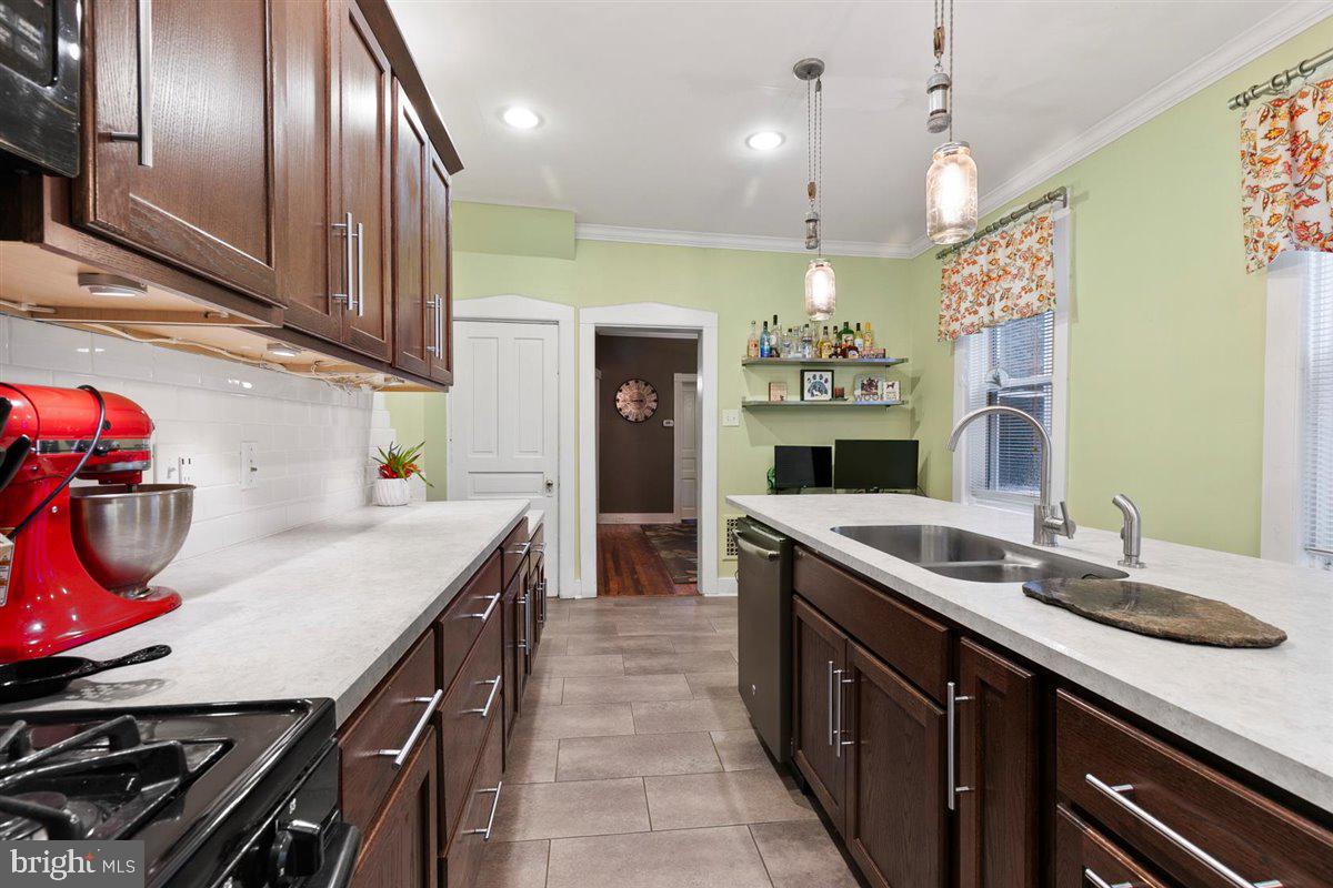 LANCASTER - Residential