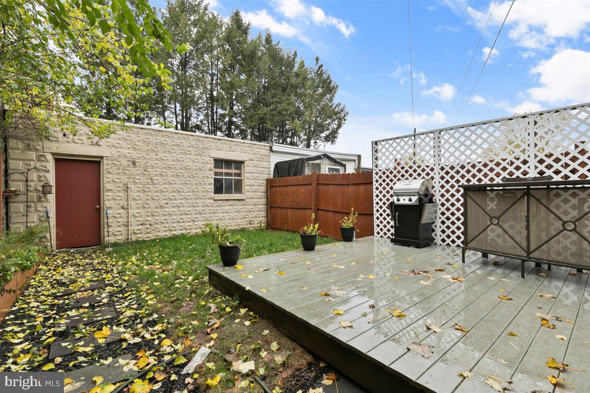 LANCASTER - Residential