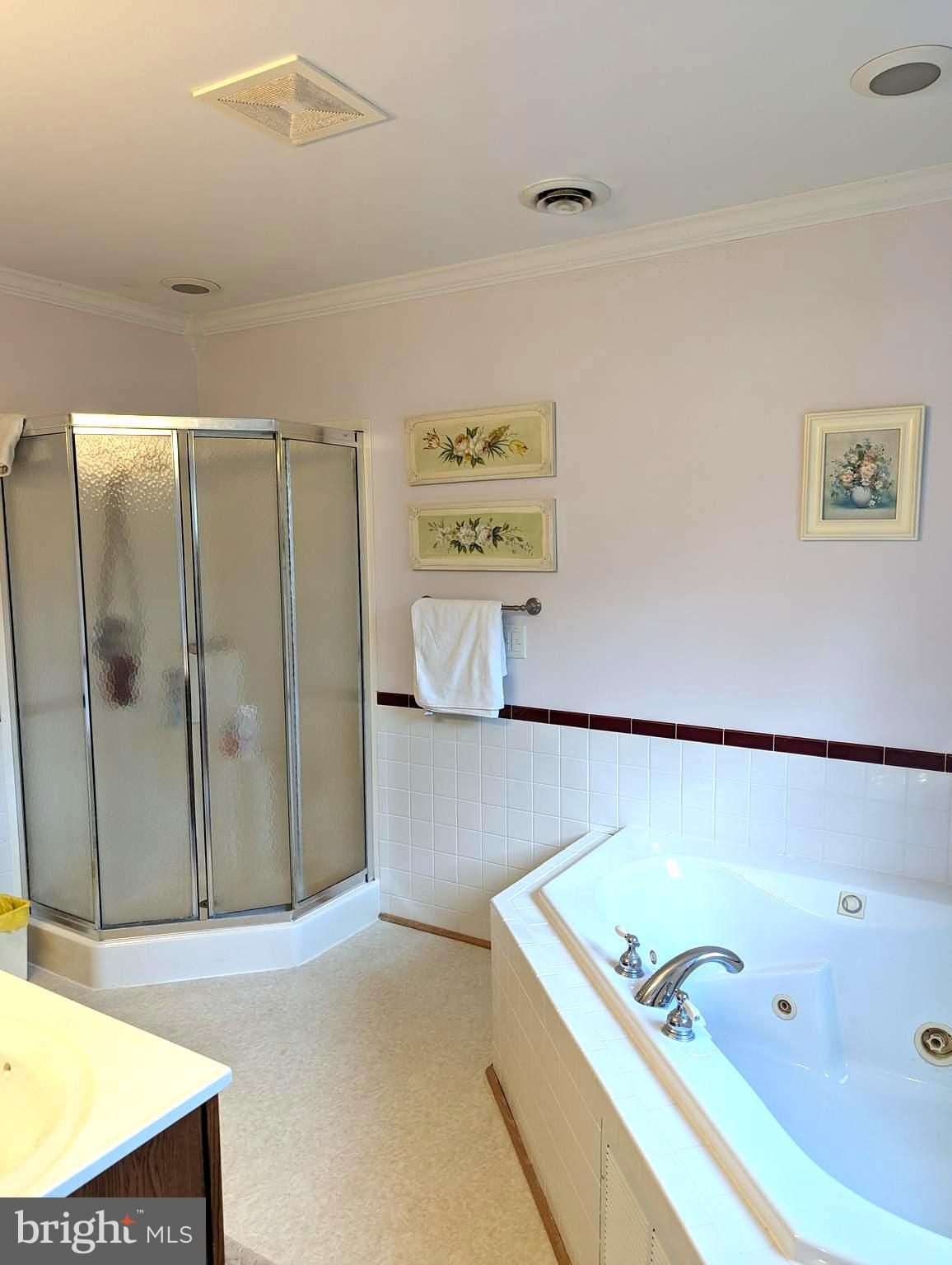 BIRCH CREEK - Residential