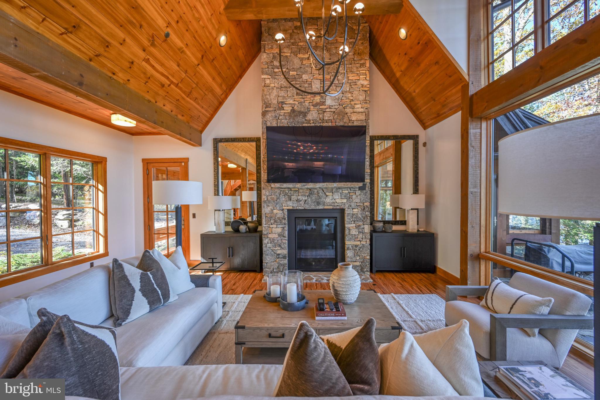 TURKEY NECK ESTATES - Residential