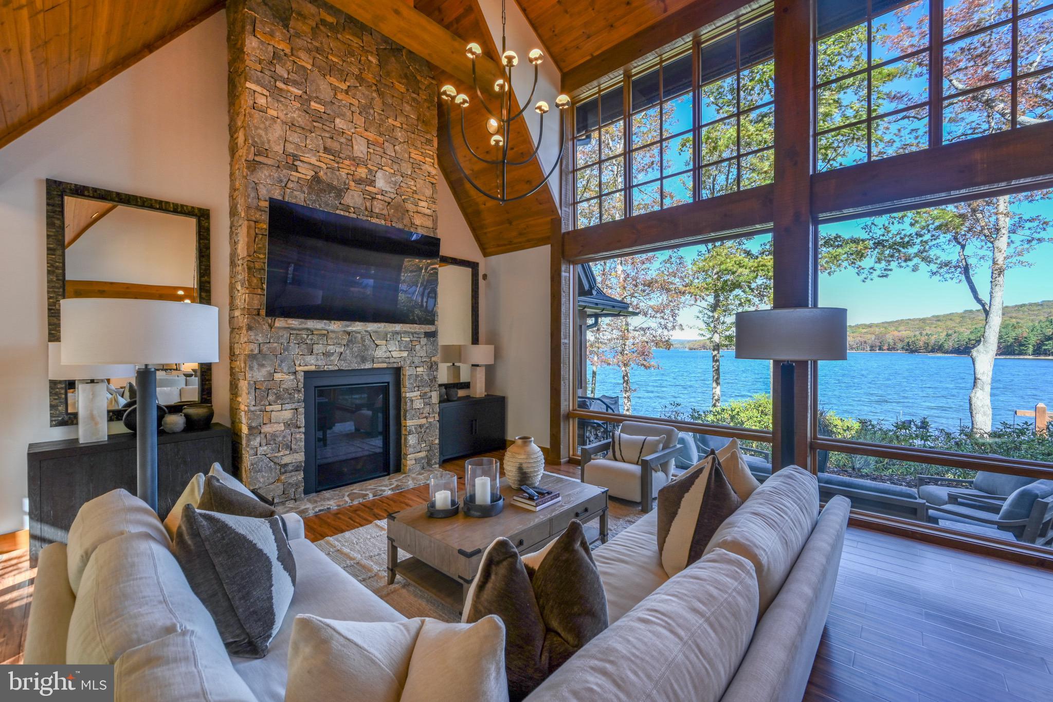 TURKEY NECK ESTATES - Residential