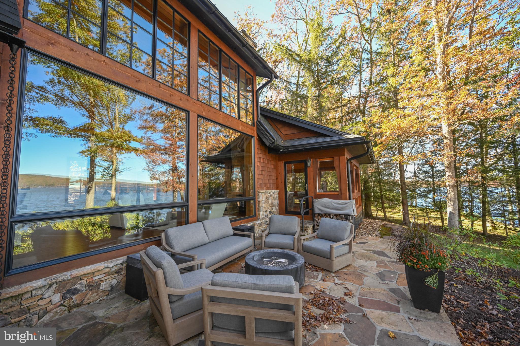 TURKEY NECK ESTATES - Residential