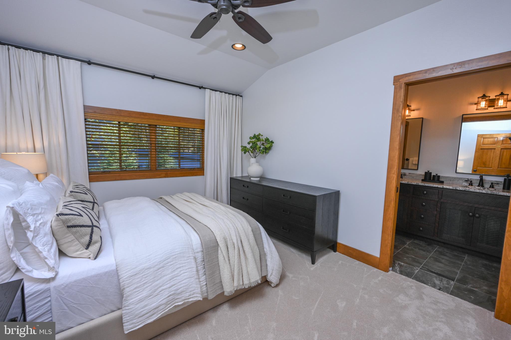 TURKEY NECK ESTATES - Residential