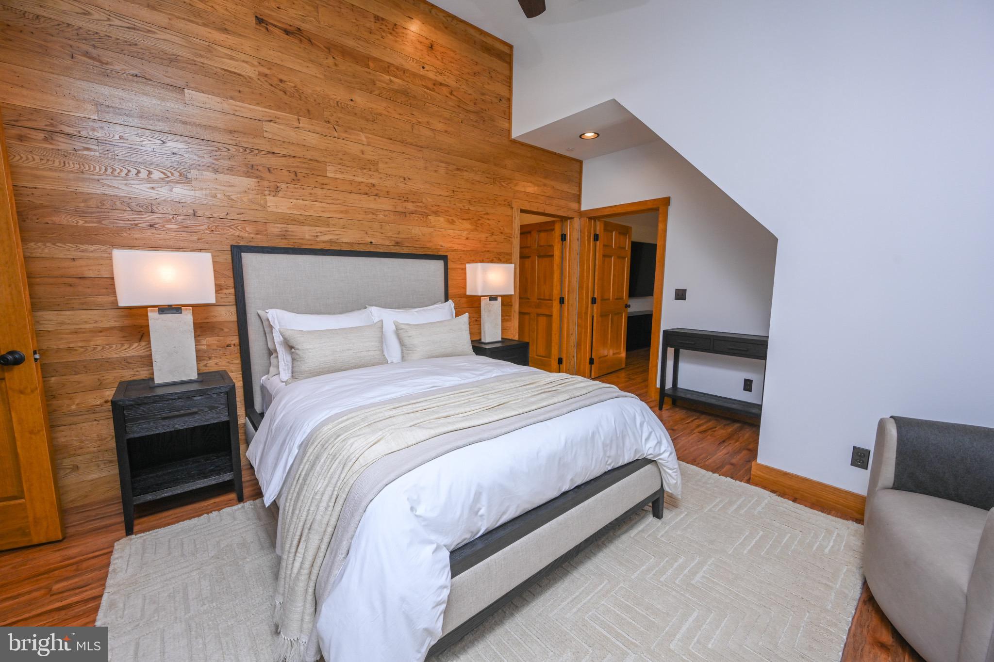 TURKEY NECK ESTATES - Residential