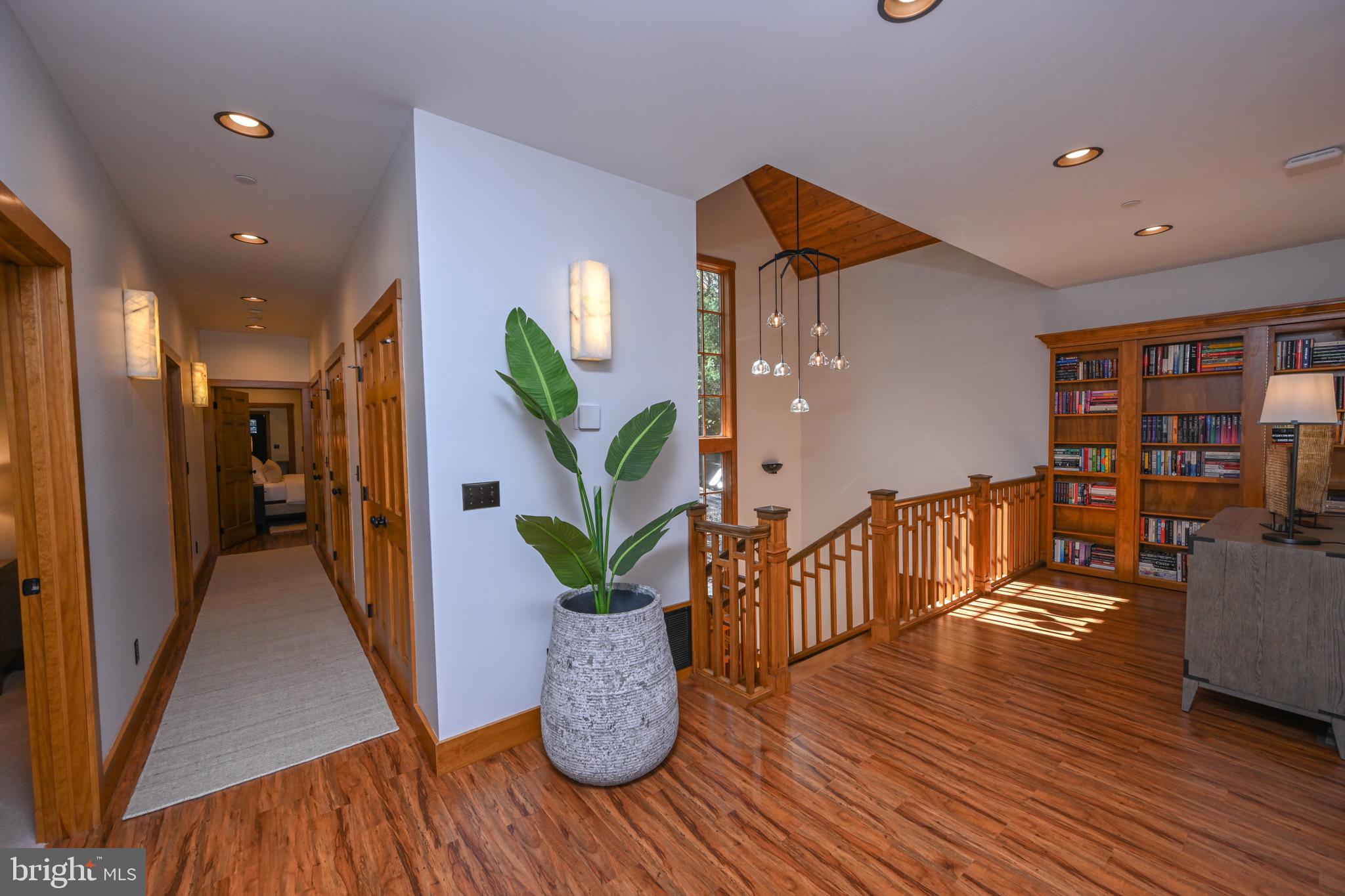 TURKEY NECK ESTATES - Residential