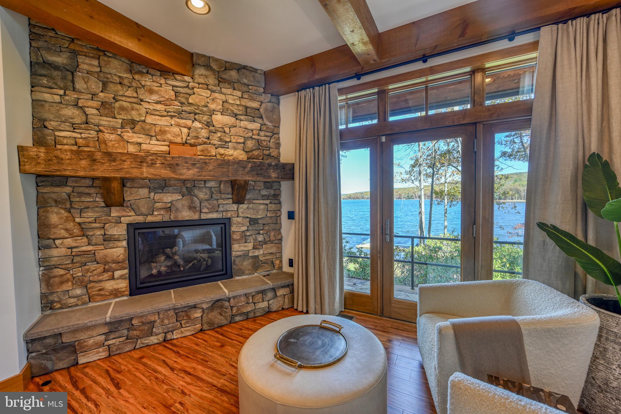 TURKEY NECK ESTATES - Residential