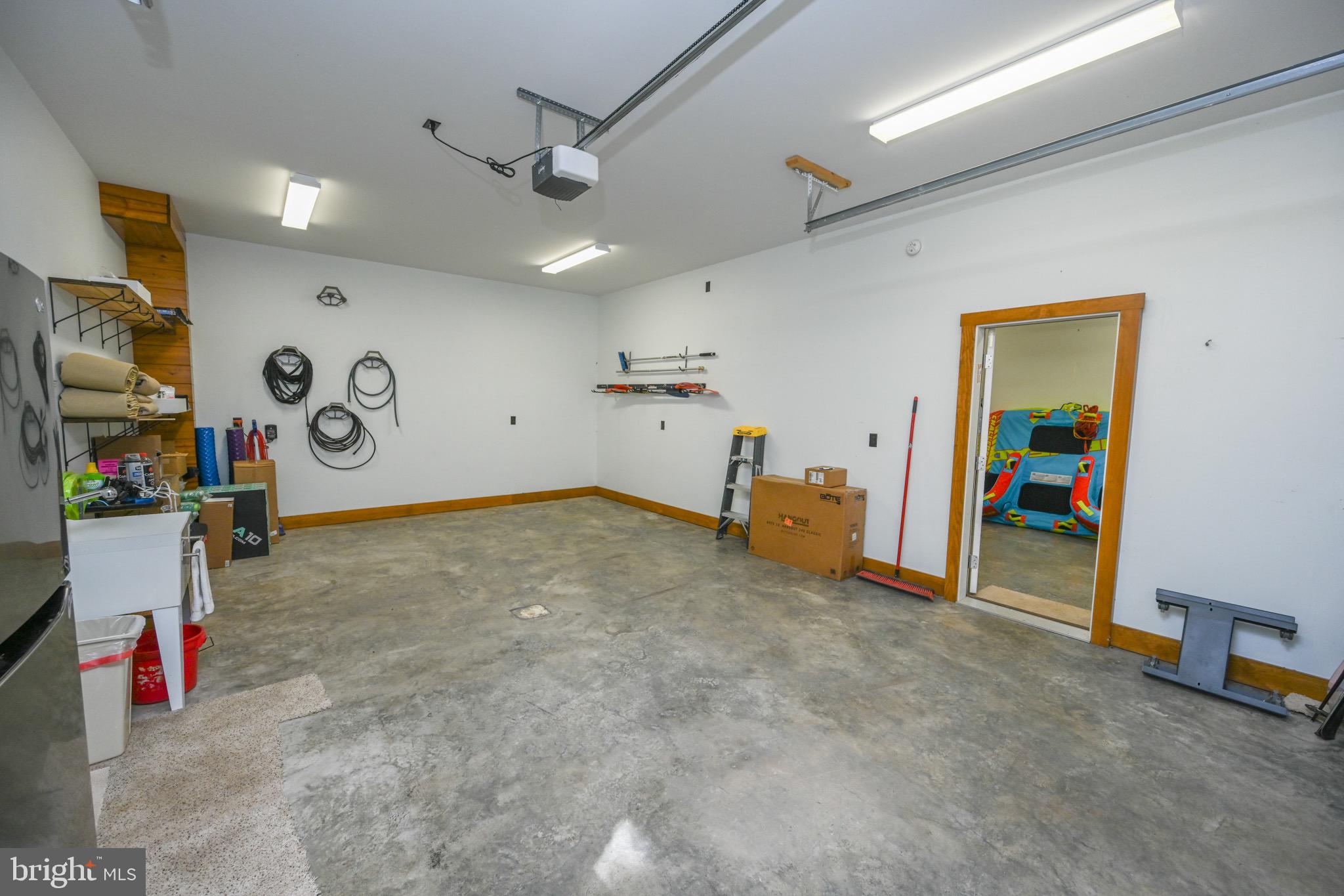 TURKEY NECK ESTATES - Residential