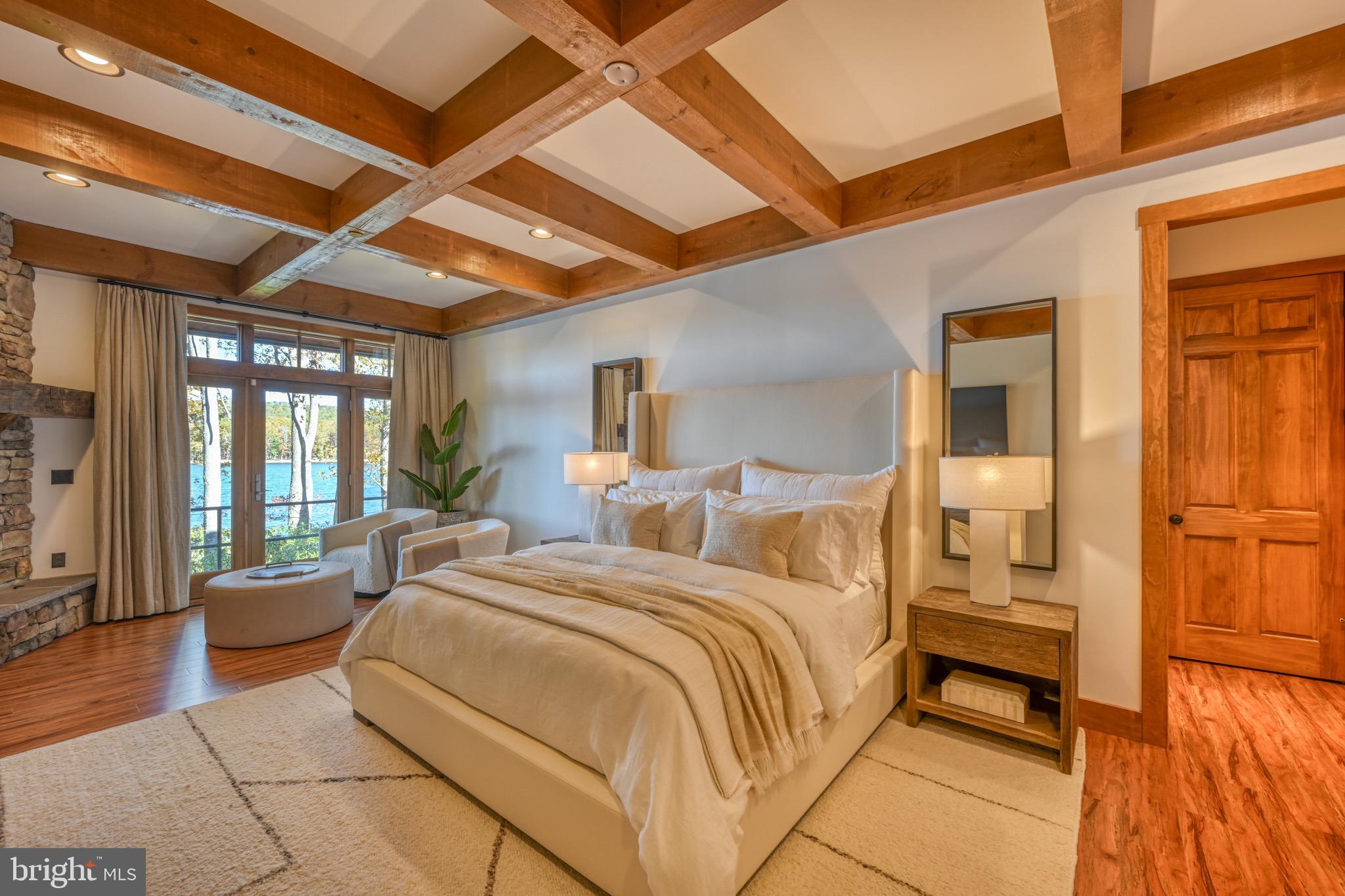 TURKEY NECK ESTATES - Residential