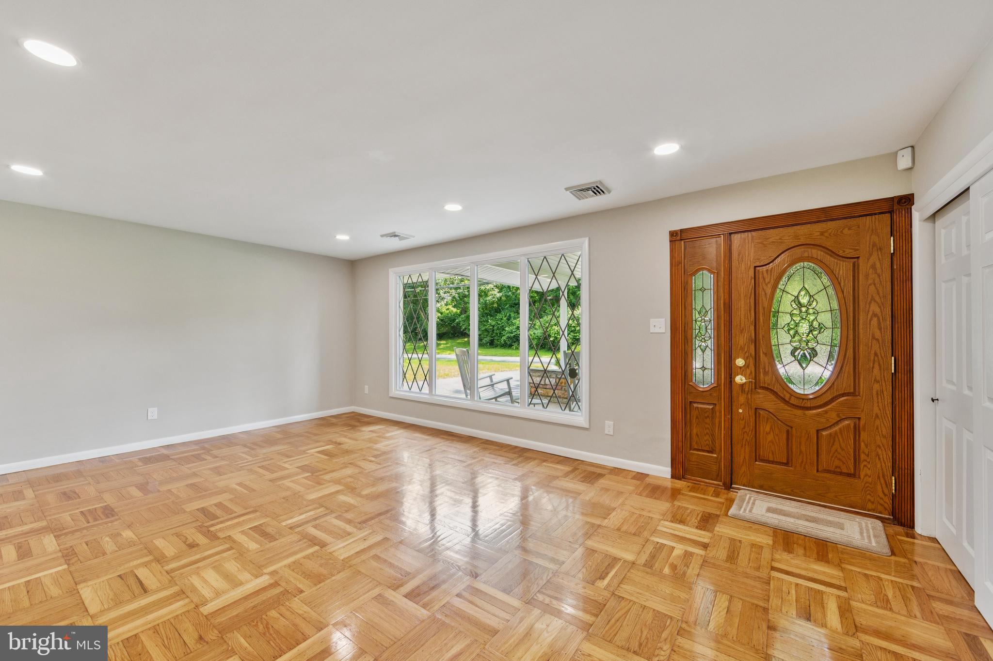 44 S BROOKSIDE ROAD