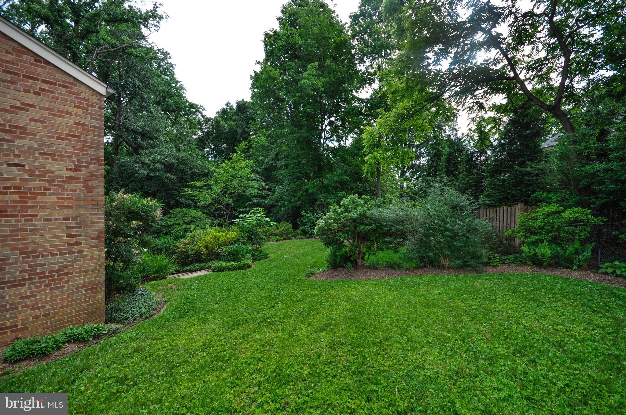 SALONA VILLAGE - Residential