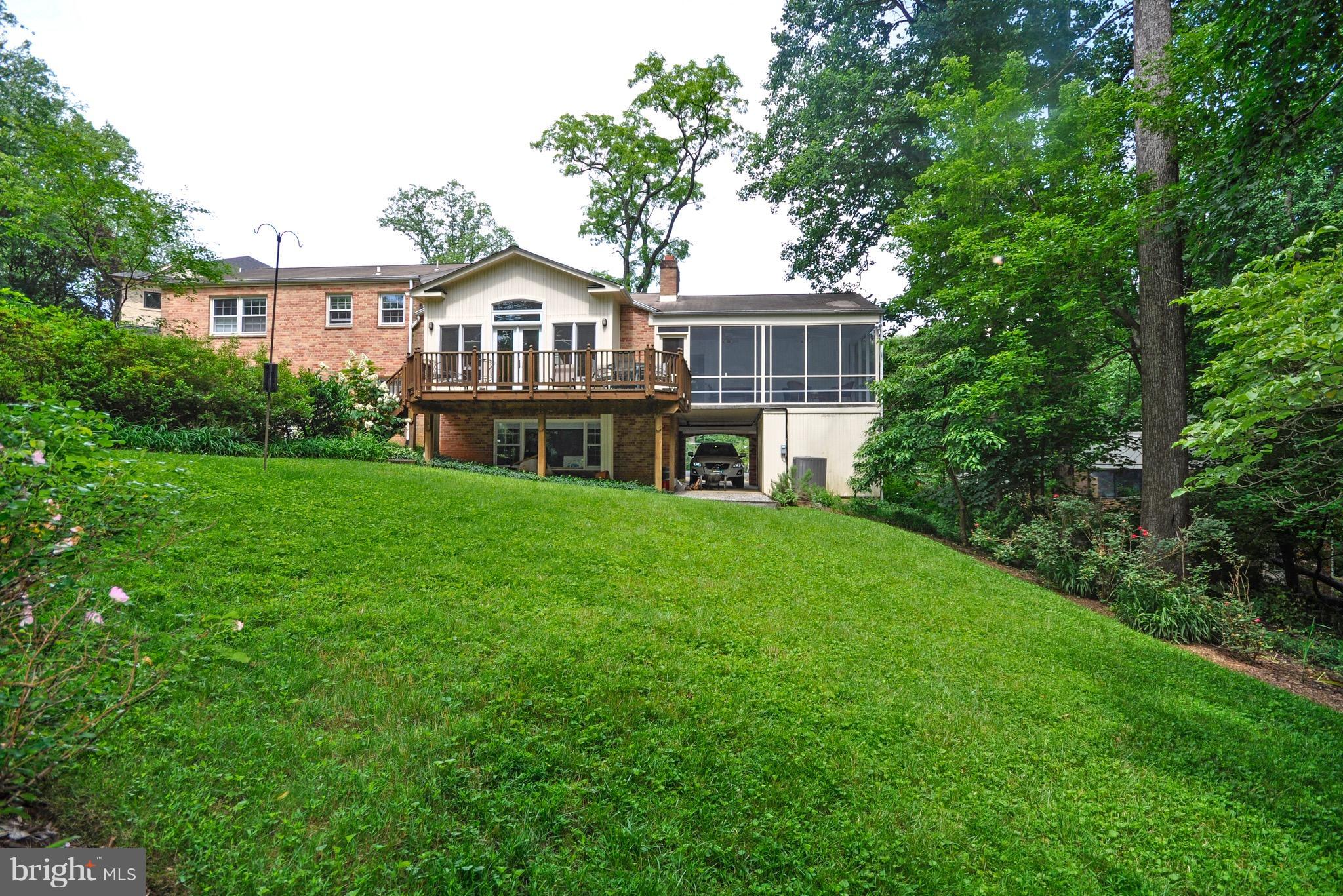 SALONA VILLAGE - Residential