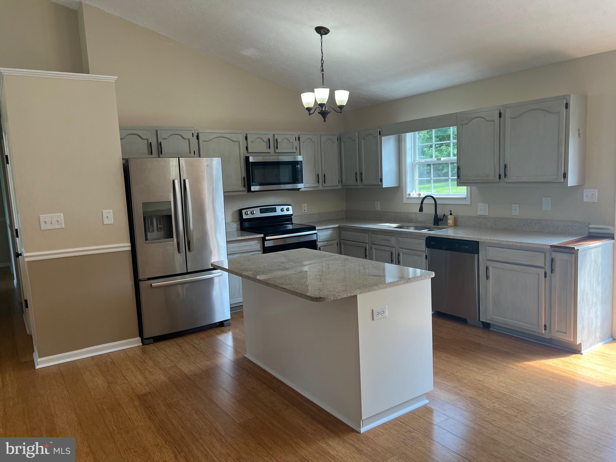 BRIAR RUN - Residential