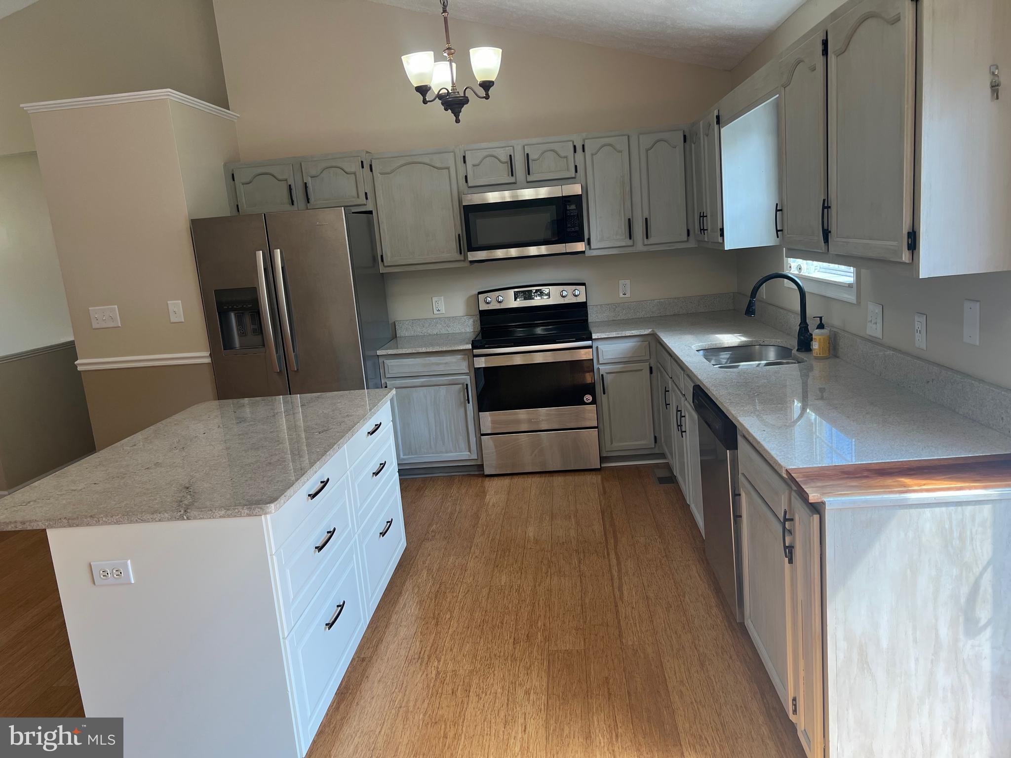 BRIAR RUN - Residential