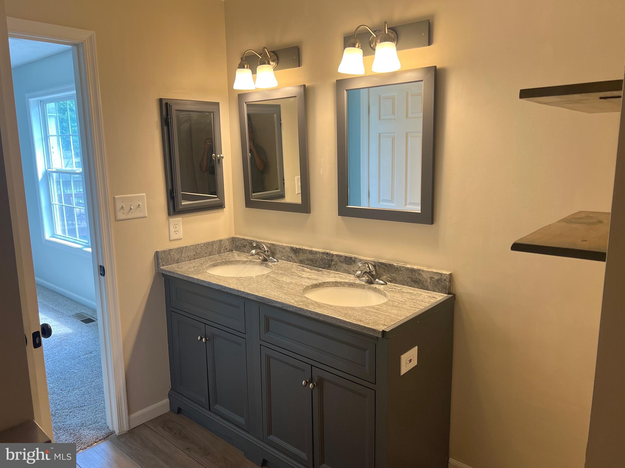 BRIAR RUN - Residential