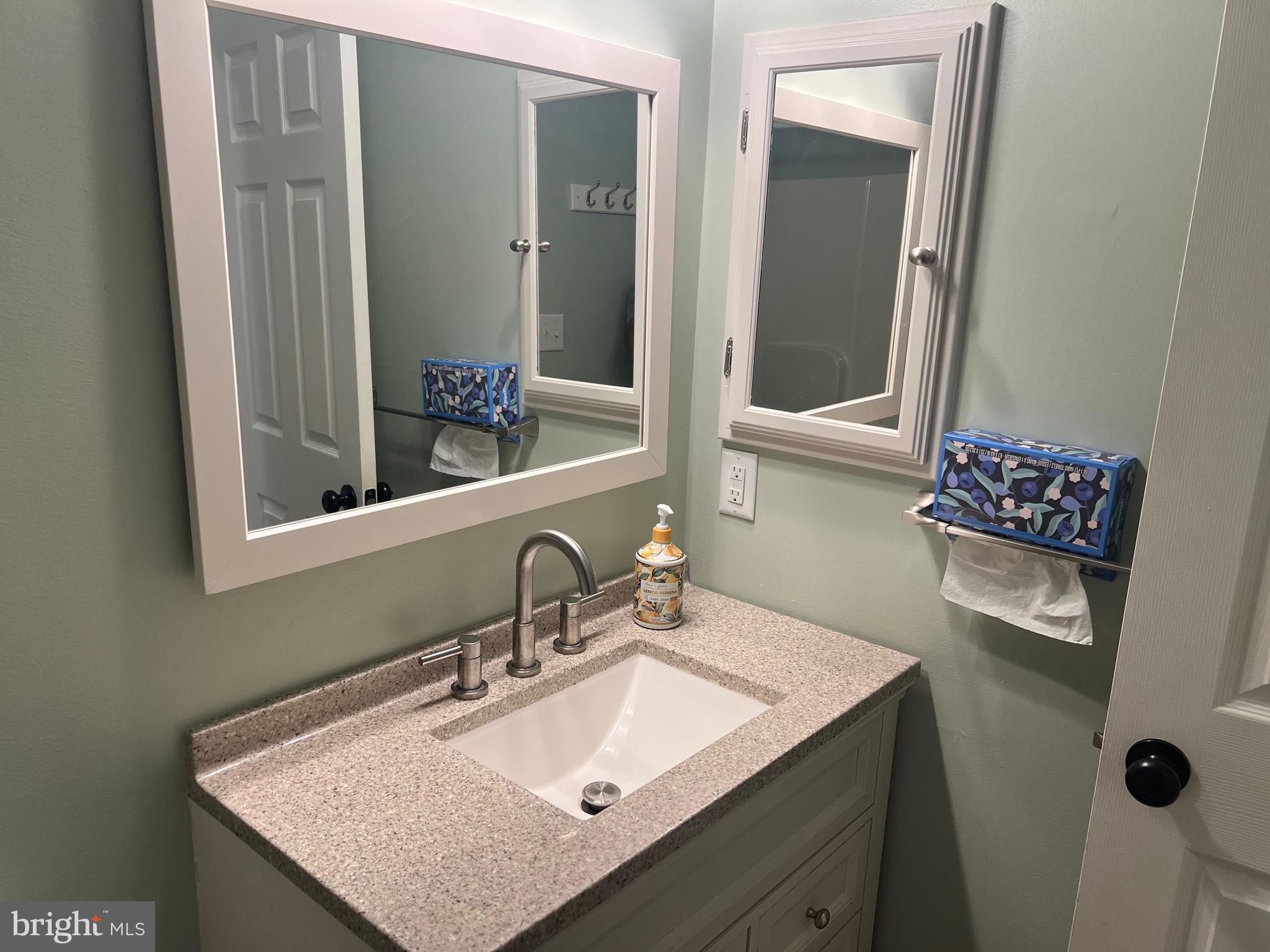 BRIAR RUN - Residential