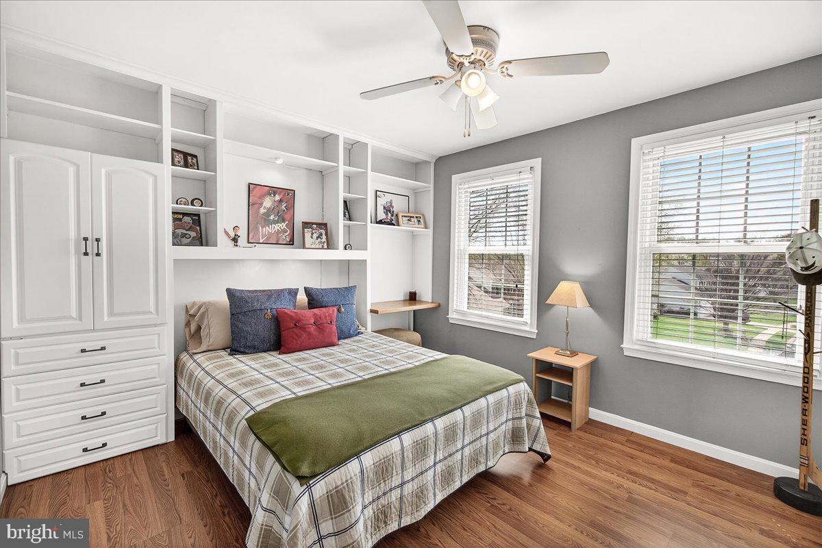 COURTS OF FOUR SEASONS - Residential