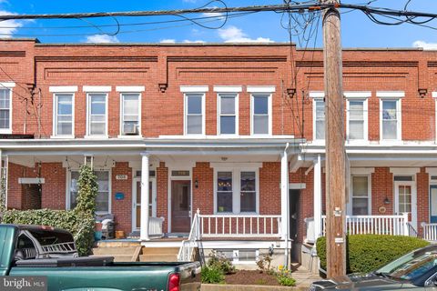 Photo of 710 N Pine Street, Lancaster, PA 17603 (MLS # PALA2049632)