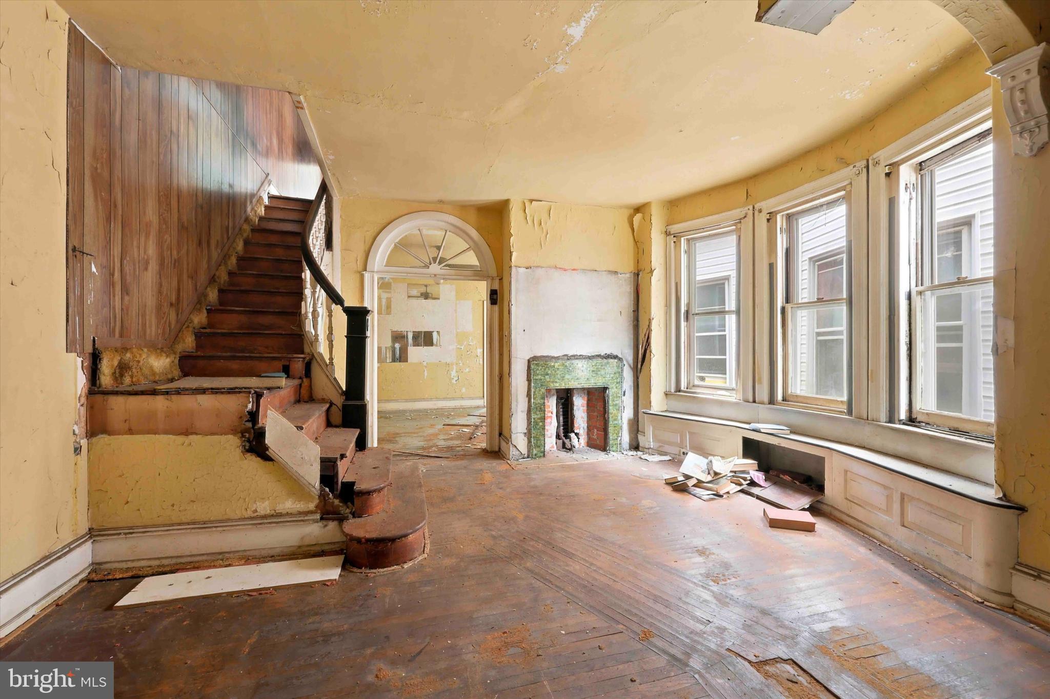 221 N 54TH STREET