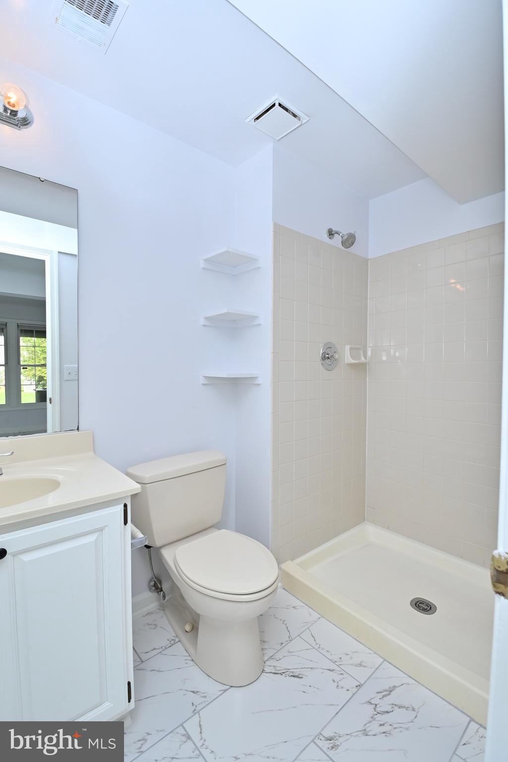 WELLINGTON/CLOVERHILL - Residential