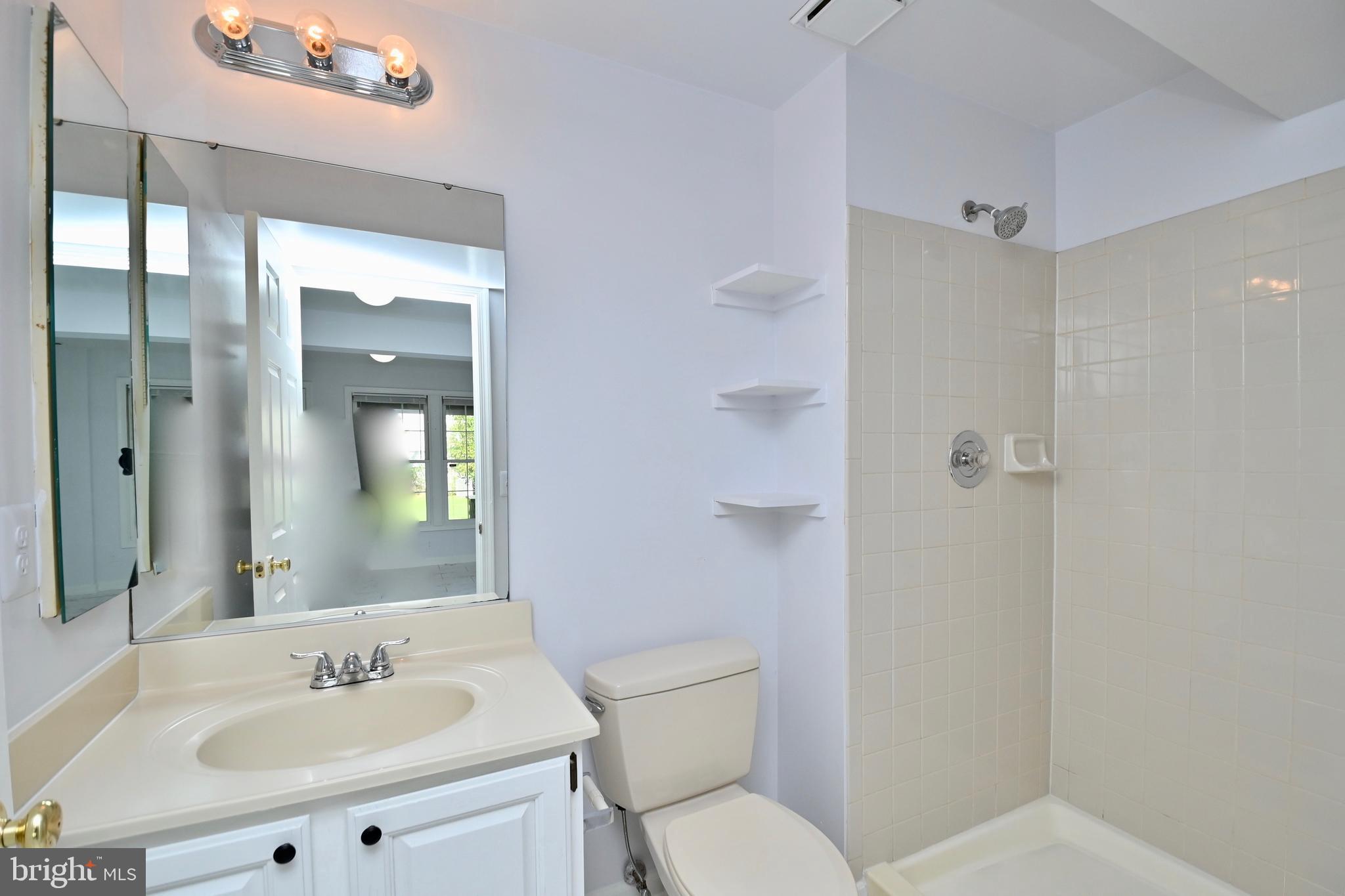 WELLINGTON/CLOVERHILL - Residential