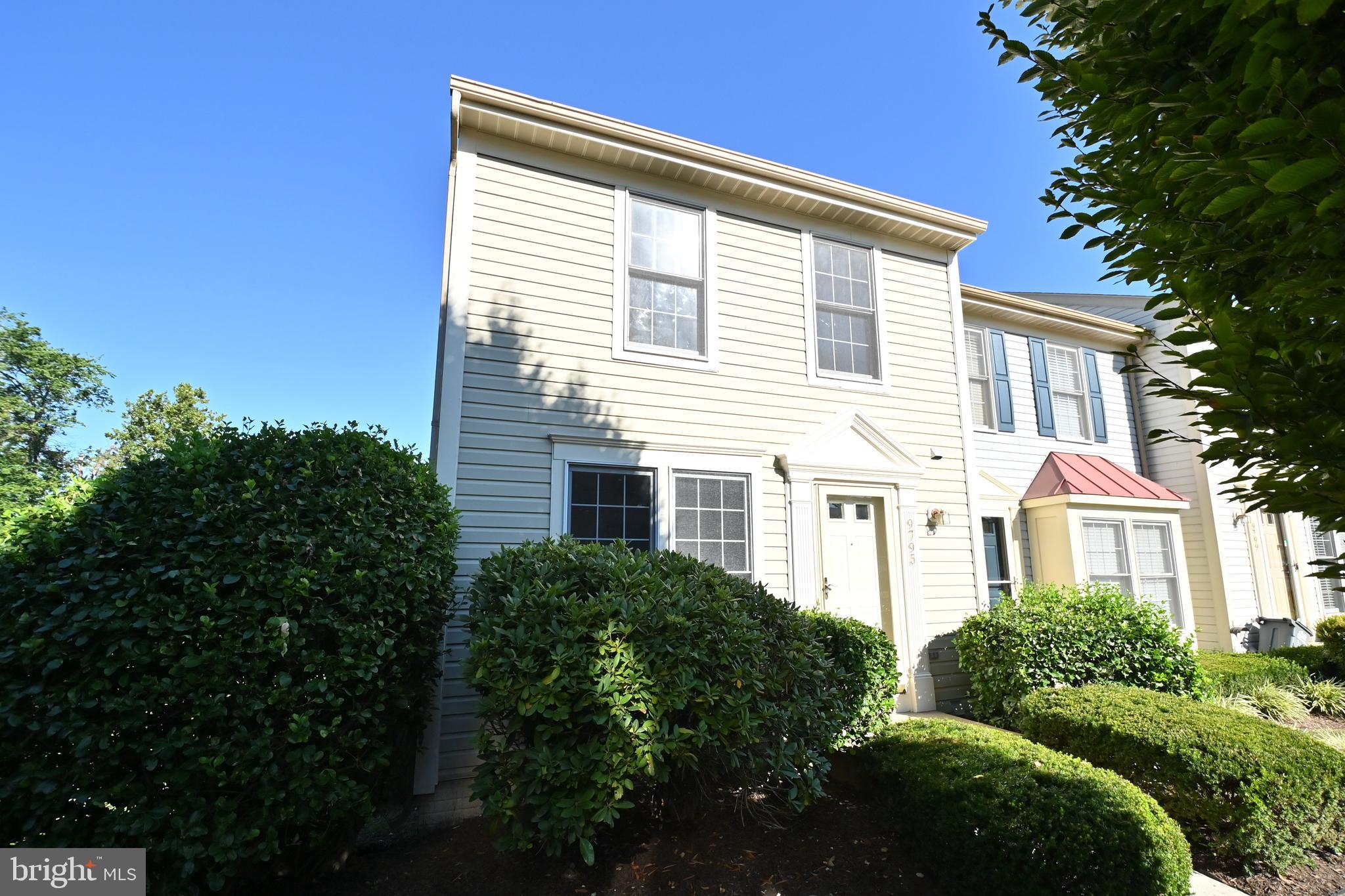 WELLINGTON/CLOVERHILL - Residential