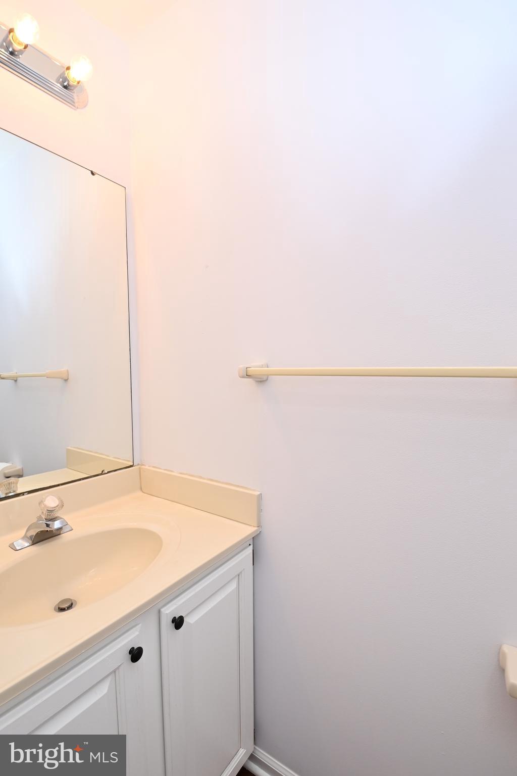 WELLINGTON/CLOVERHILL - Residential