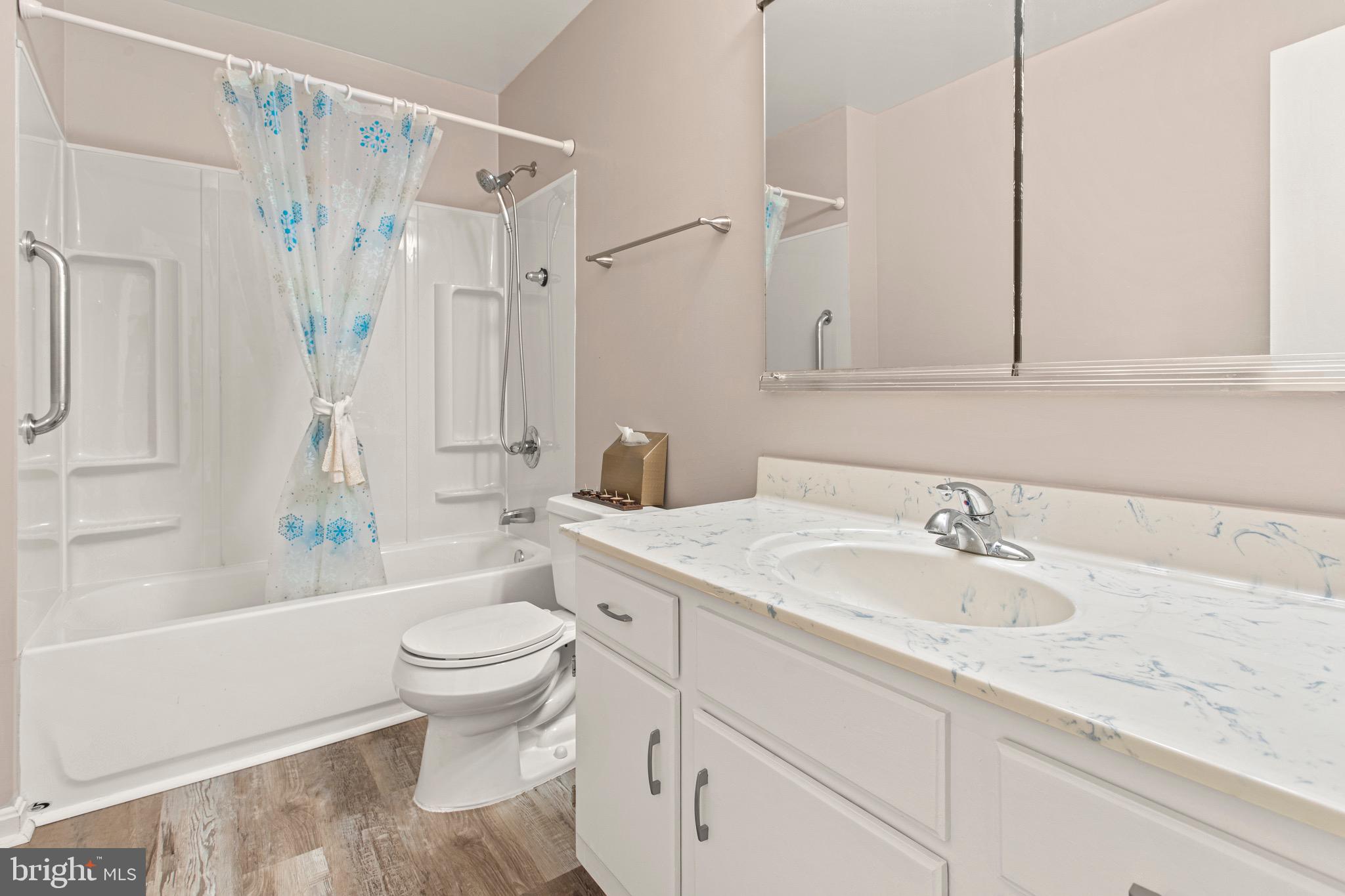 MEADOWCROFT - Residential