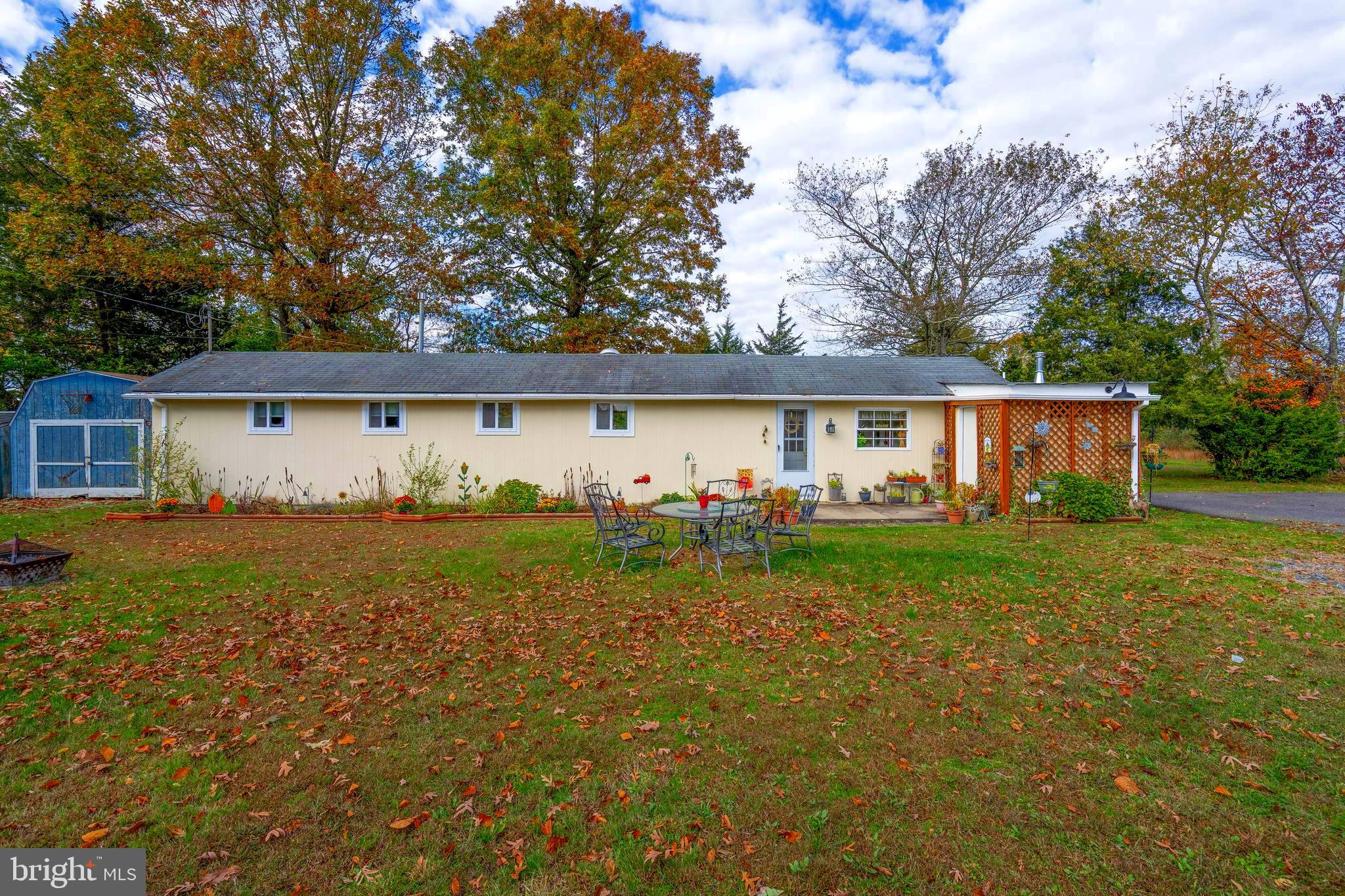 687 PESTLETOWN ROAD