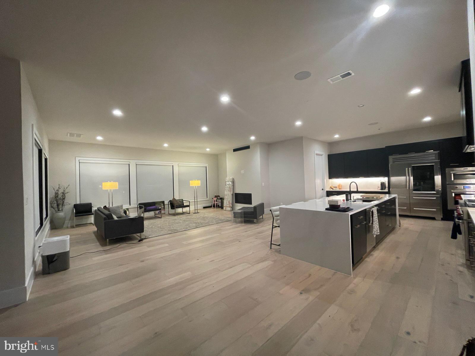 1228 RILEY PRESERVE COURT