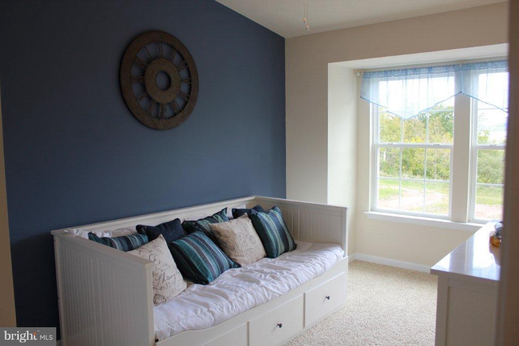 BRIAR RUN - Residential