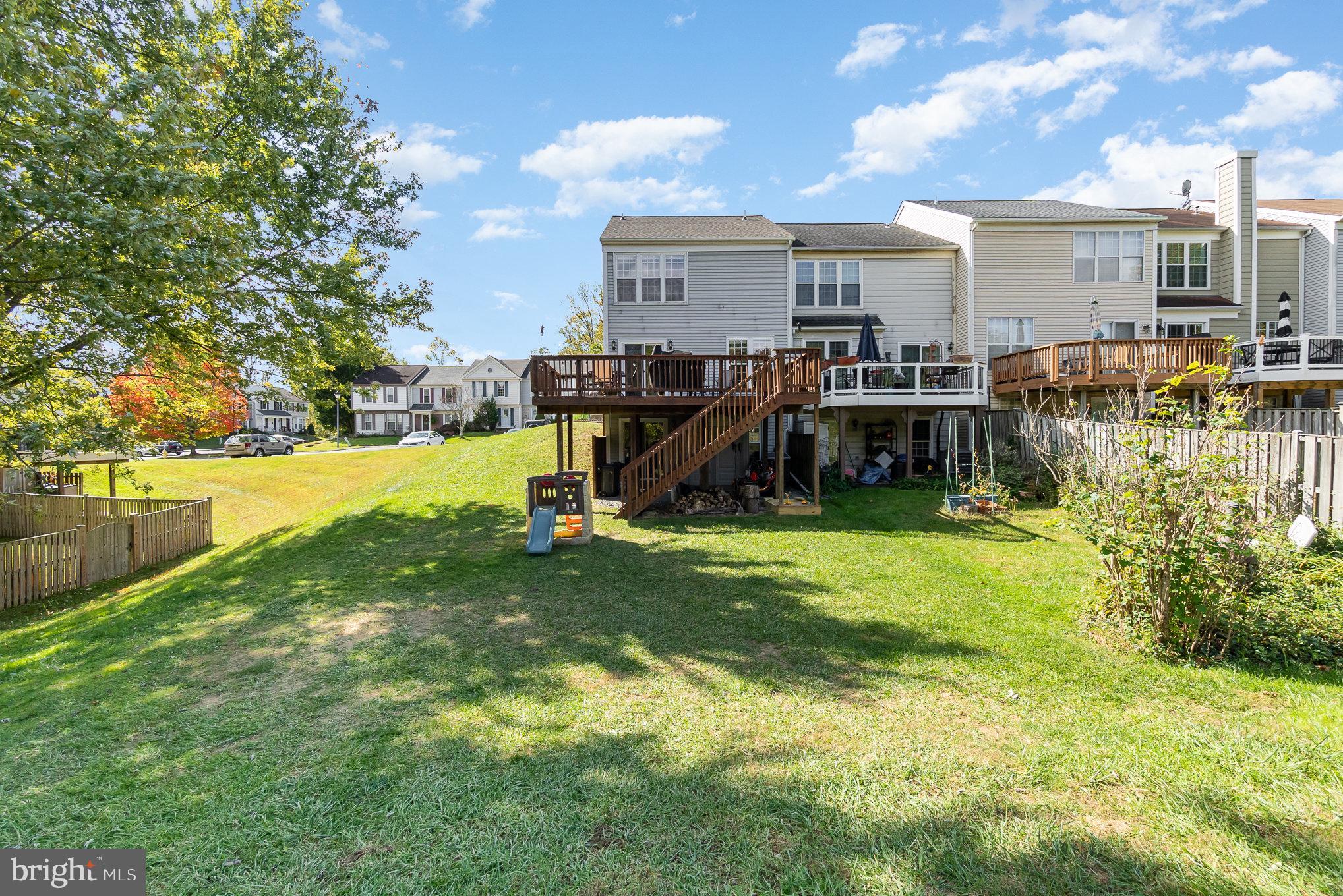 VILLAGE OF THOMAS RUN - Residential