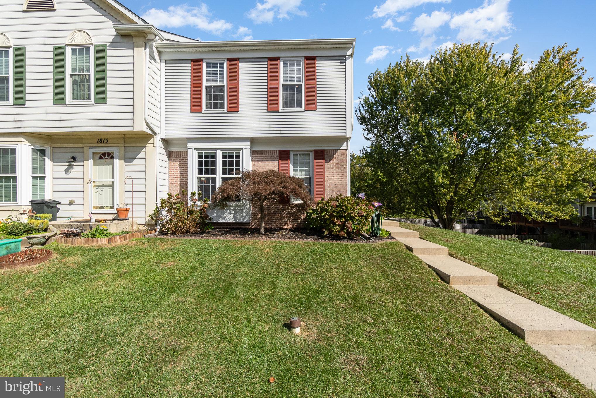 VILLAGE OF THOMAS RUN - Residential