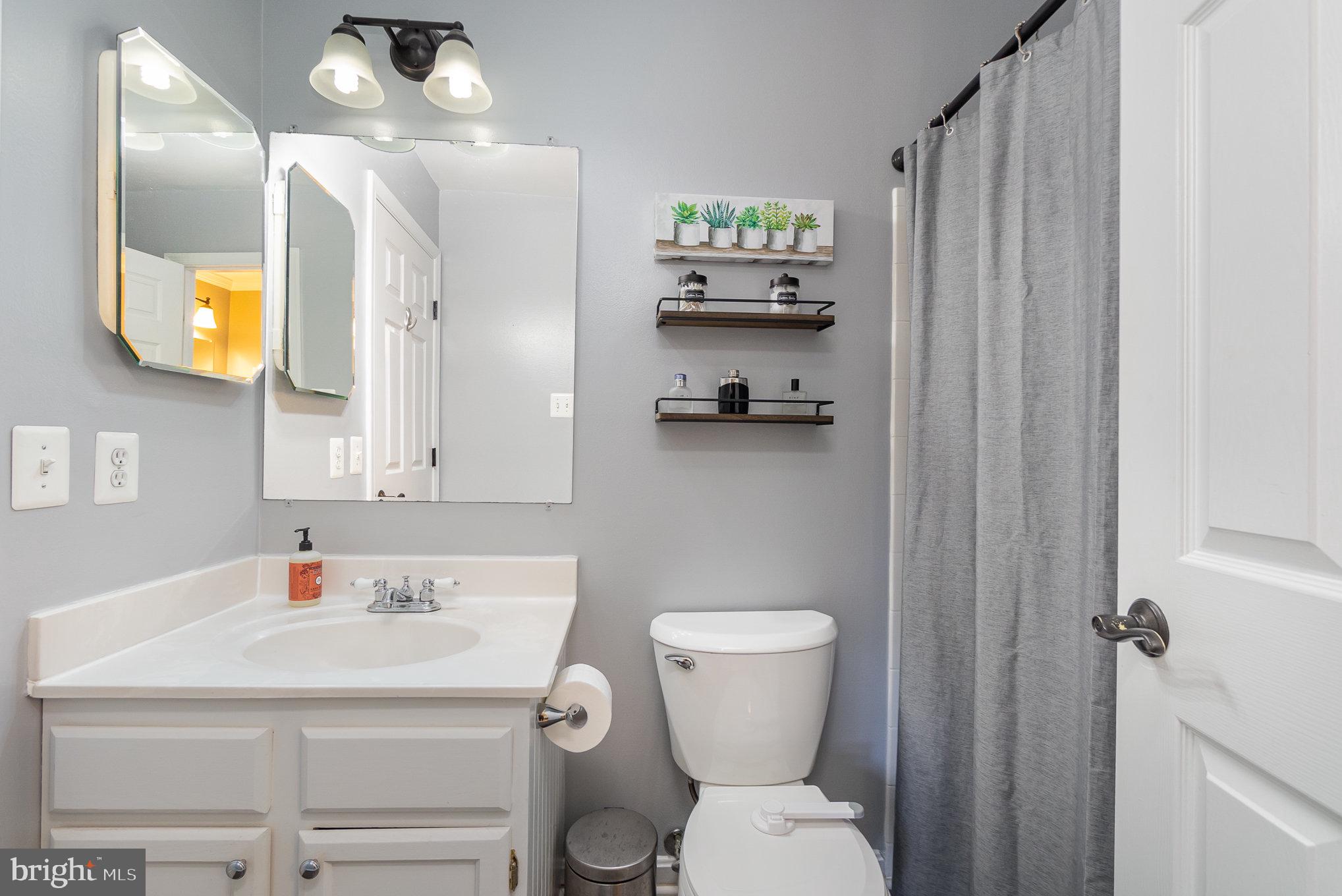 VILLAGE OF THOMAS RUN - Residential