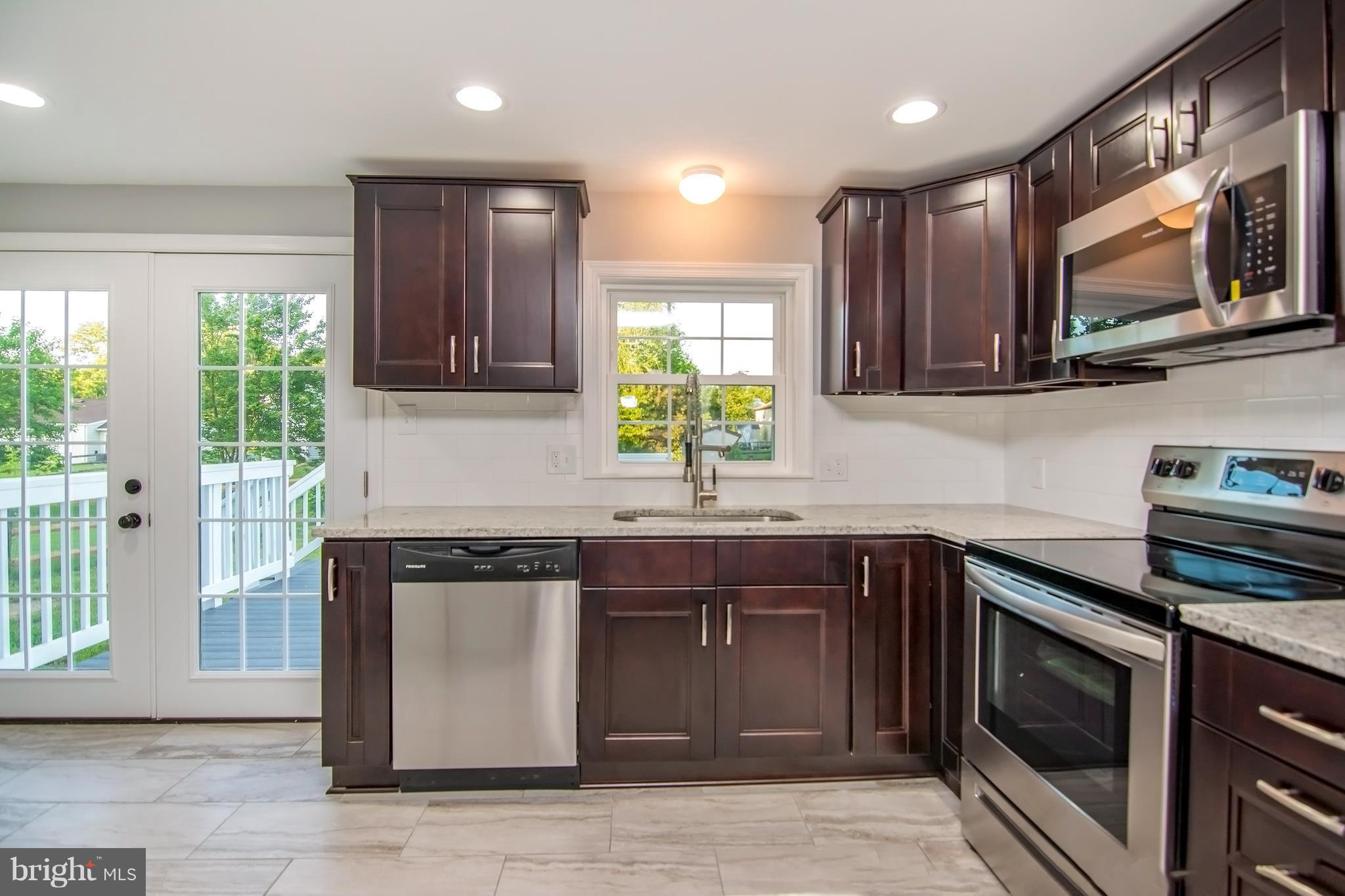 ST CHARLES SUB - WAKEFIELD - Residential