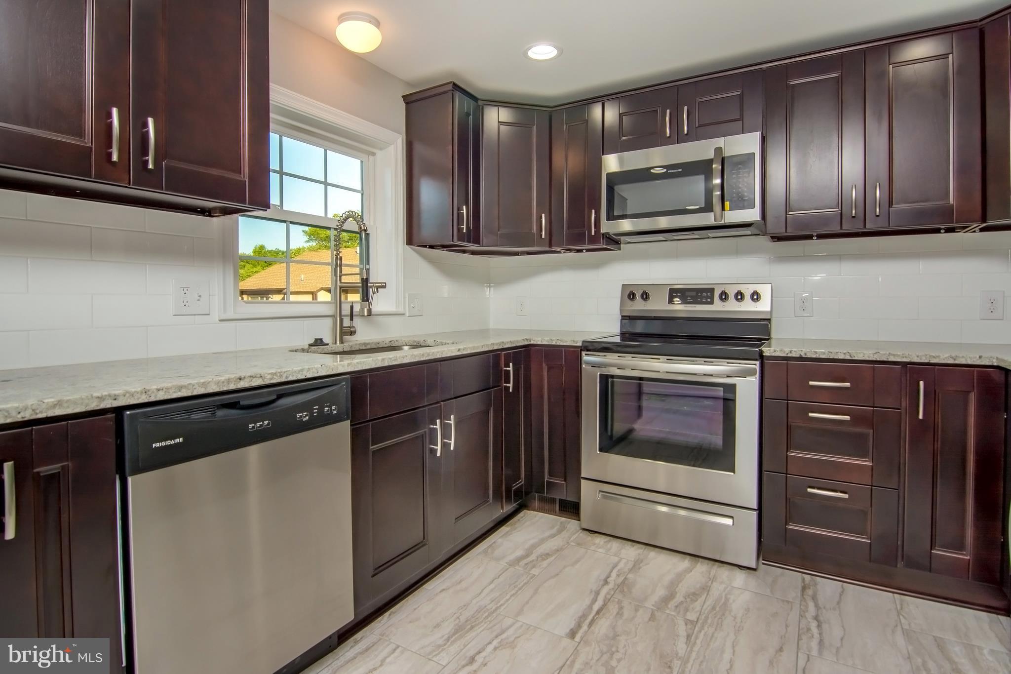 ST CHARLES SUB - WAKEFIELD - Residential