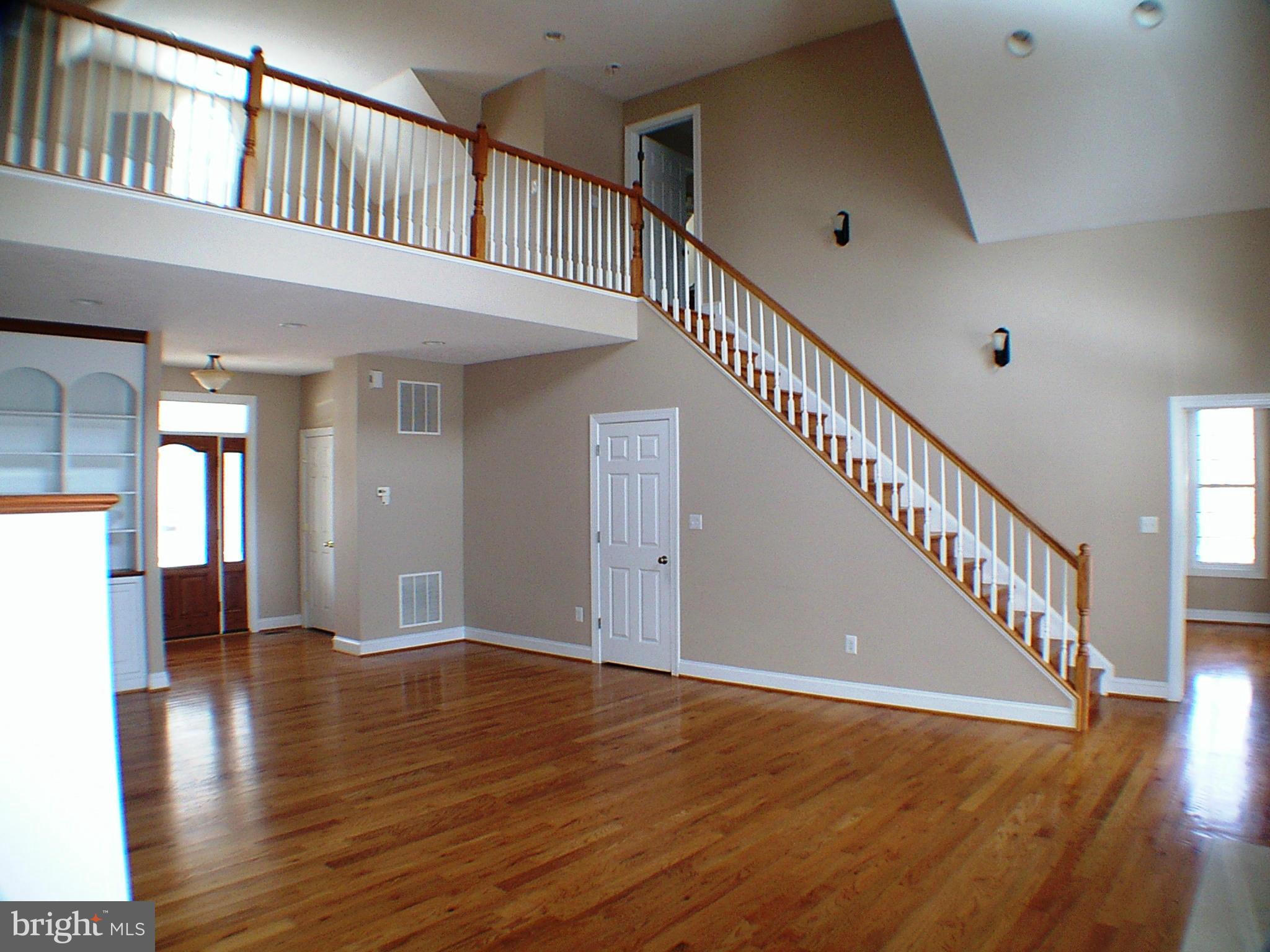 STONEWALL - Residential
