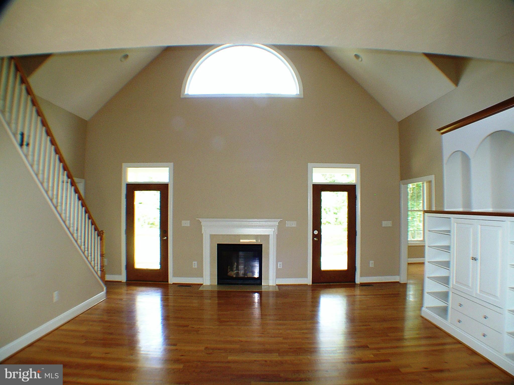 STONEWALL - Residential