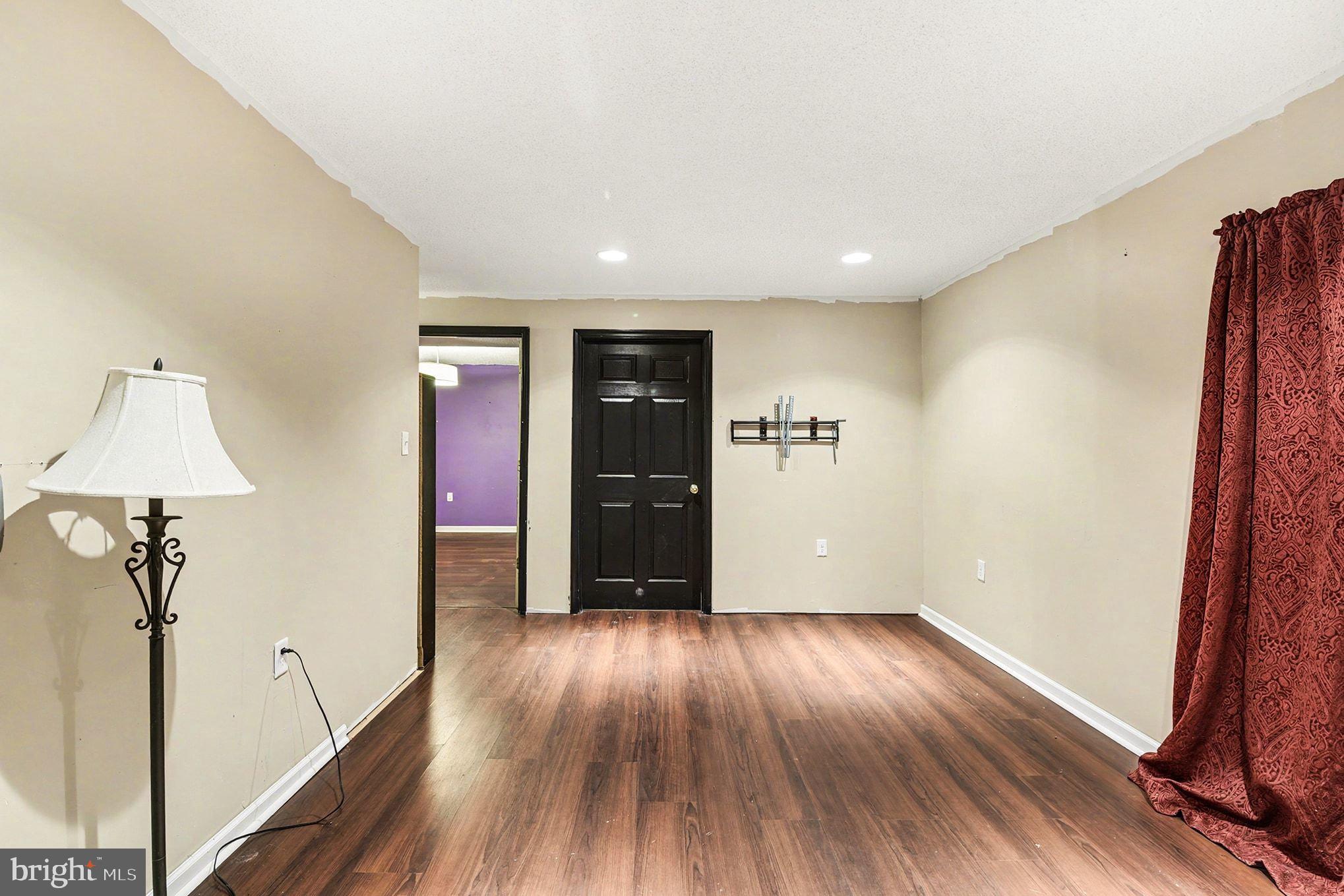 ROCK RUN ESTATES - Residential