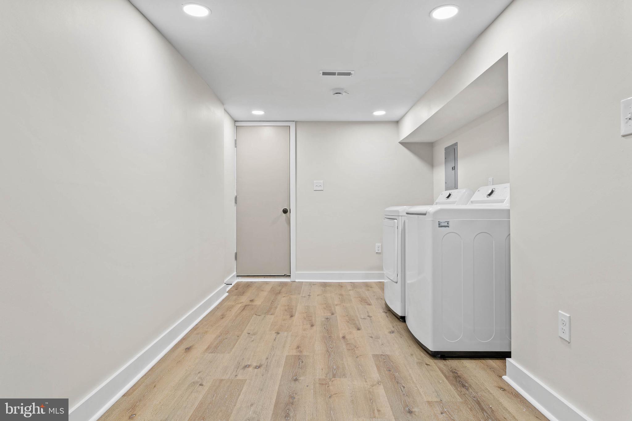 CARROLL PARK - Residential