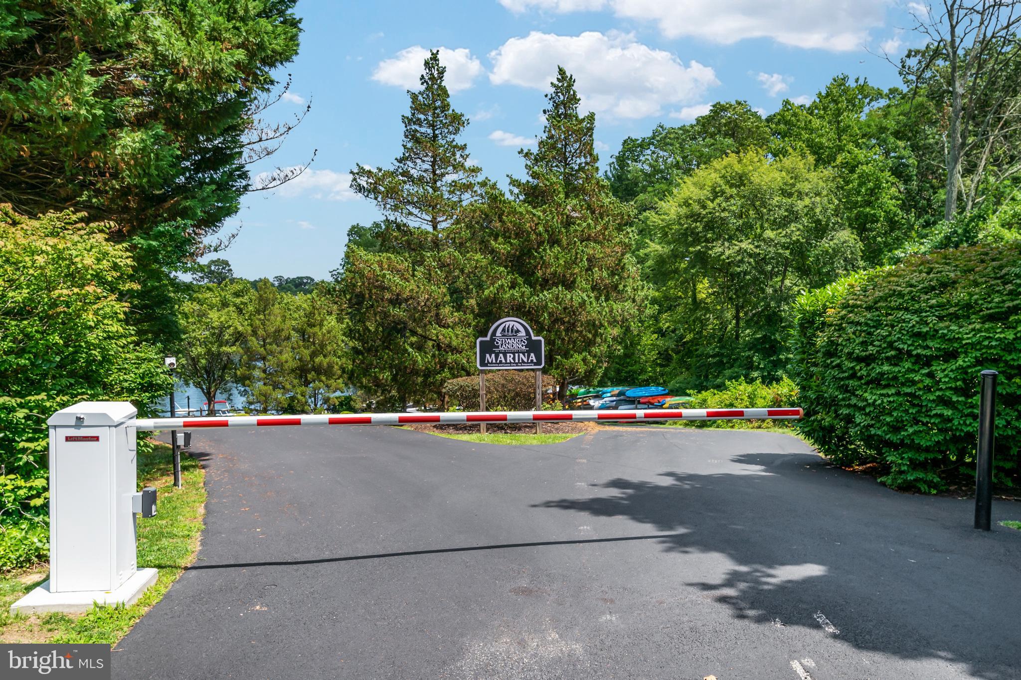 STEWARTS LANDING - Residential