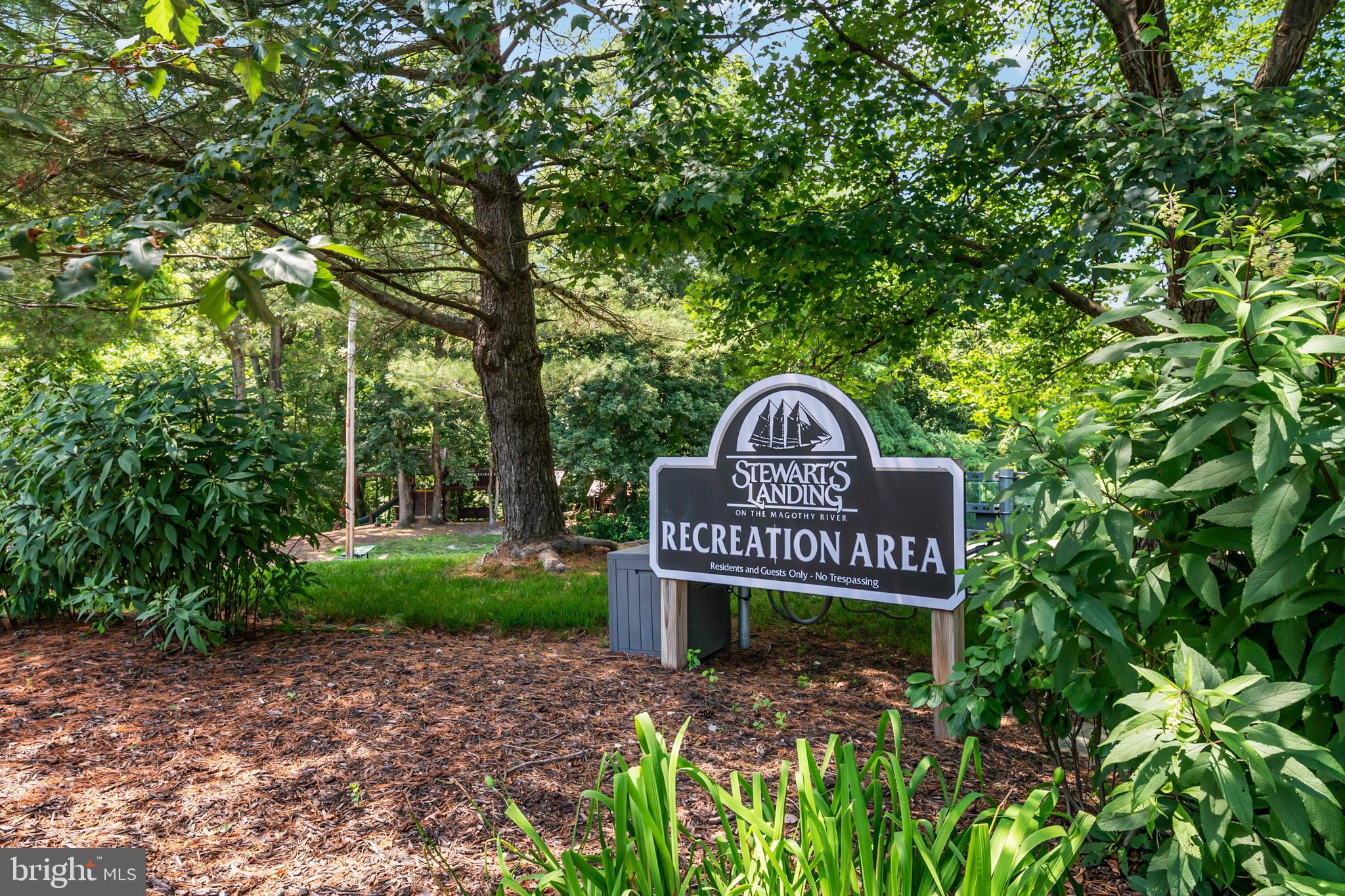 STEWARTS LANDING - Residential